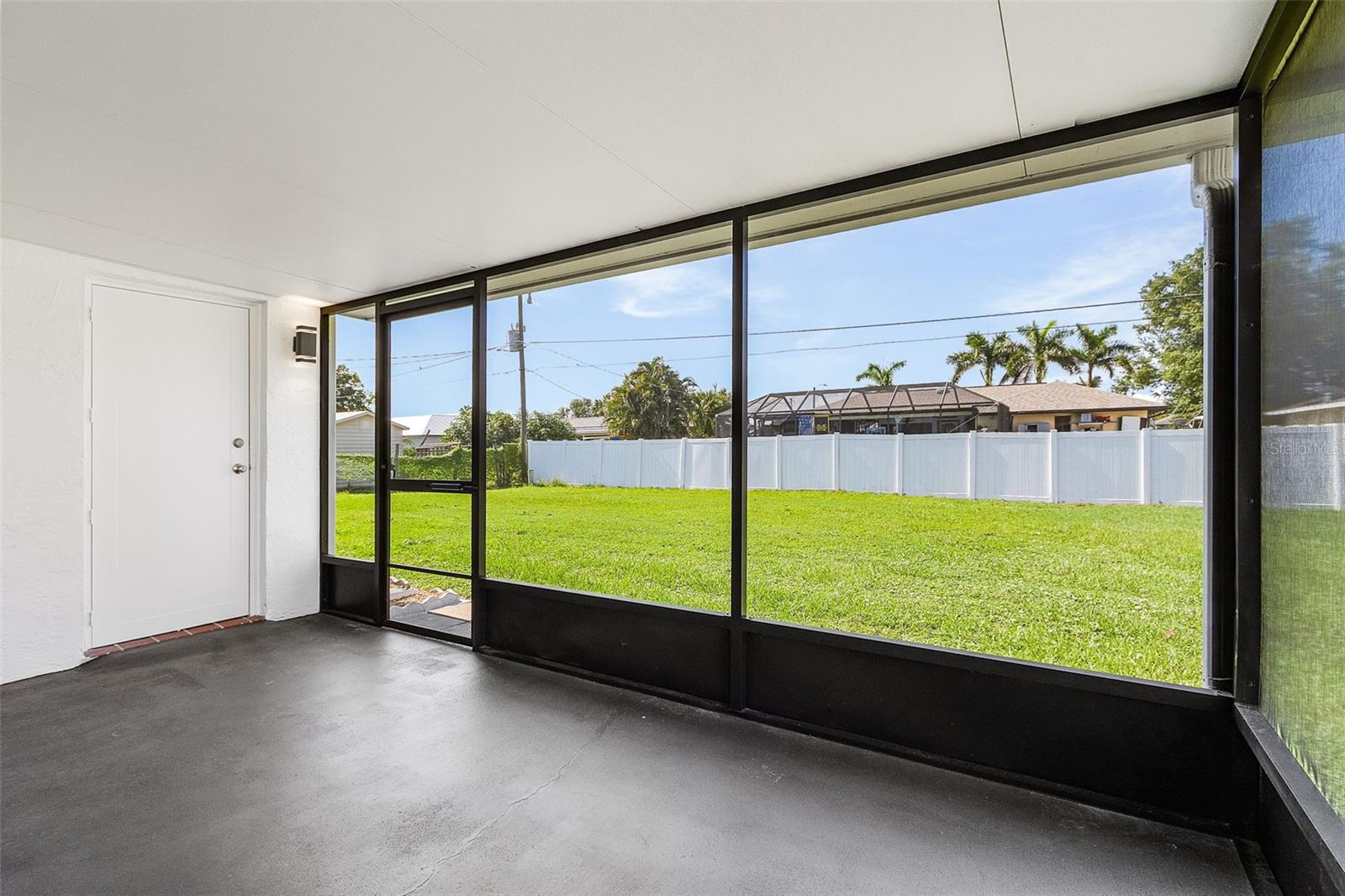 Image 9 of 36 For 27055 Safe Haven Lane