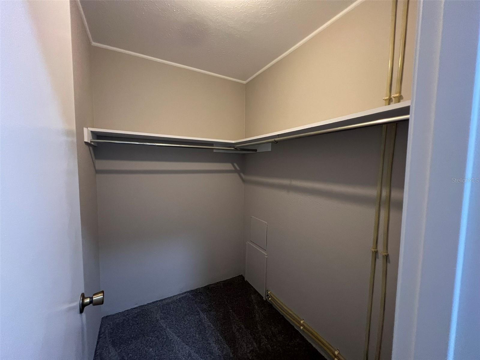 Image 14 of 21 For 417 Courbet Drive 417