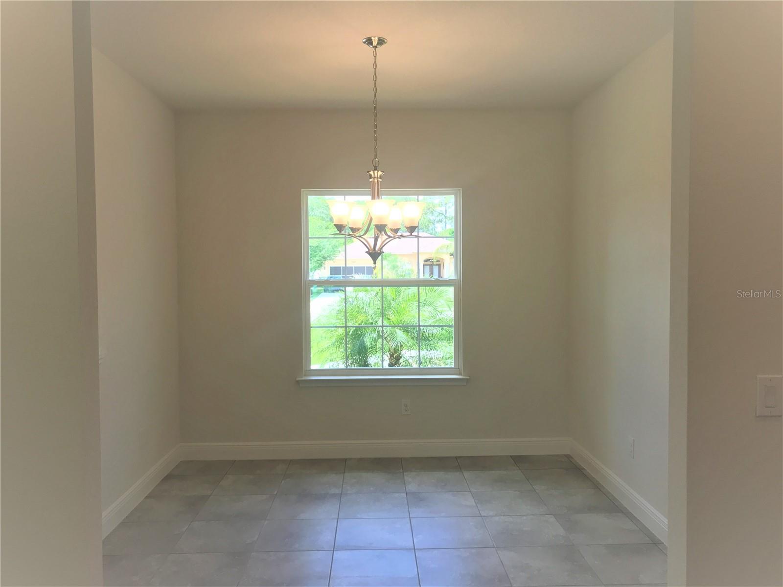 Image 12 of 33 For 3044 Haberland Boulevard