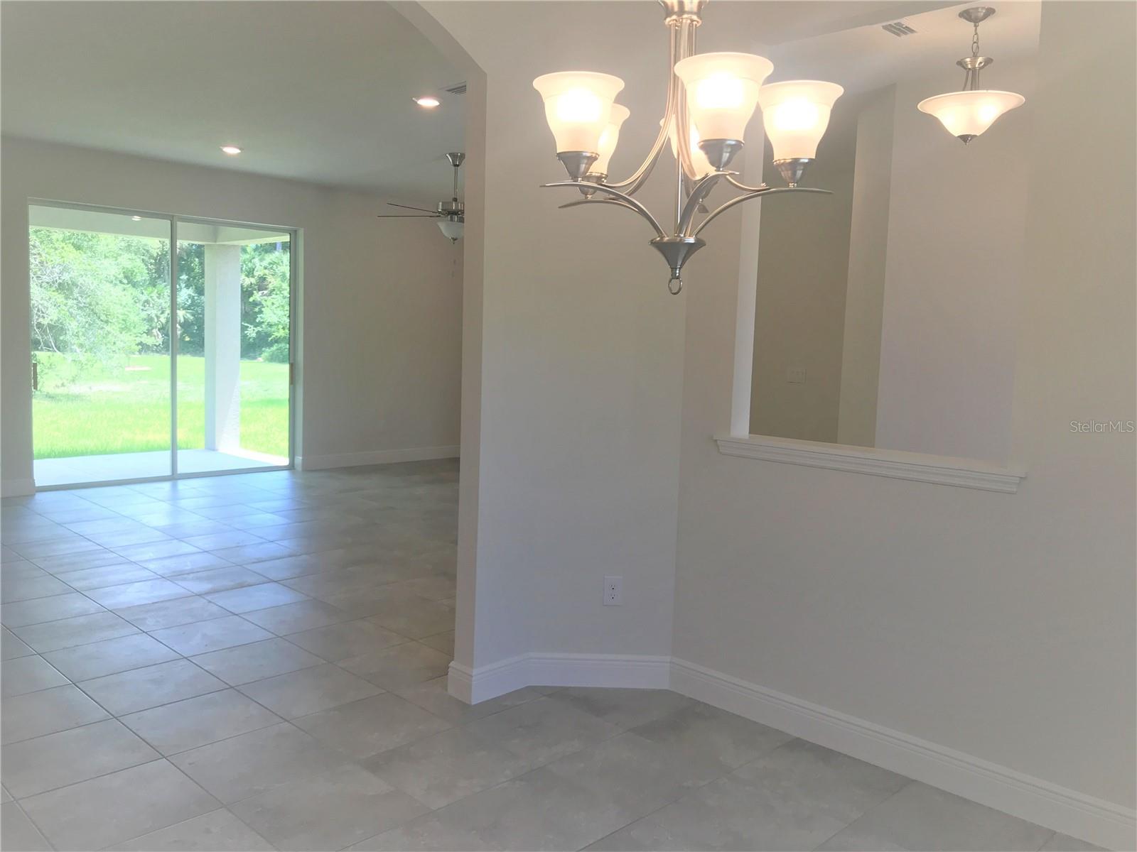 Image 13 of 33 For 3044 Haberland Boulevard