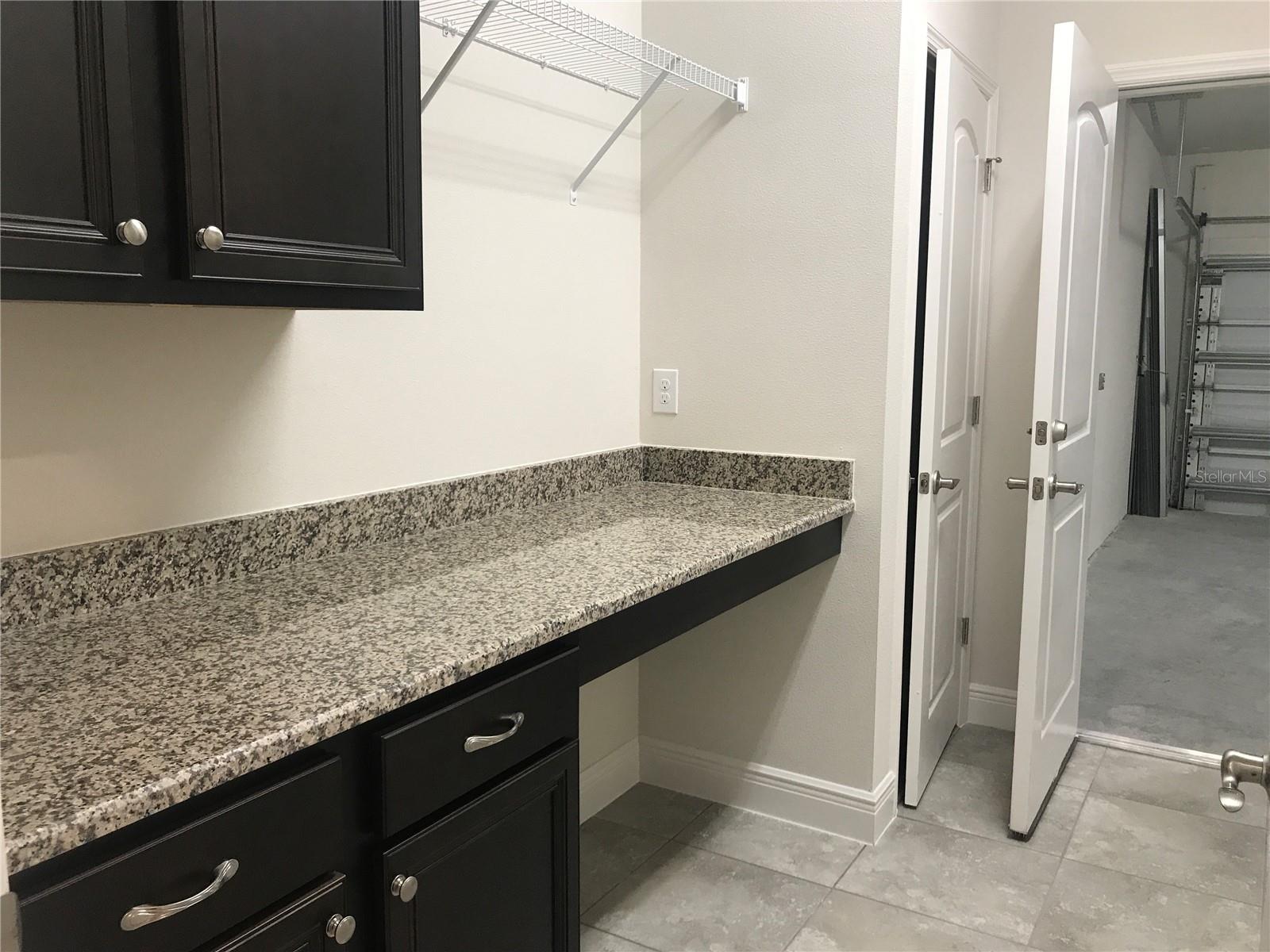 Image 23 of 33 For 3044 Haberland Boulevard