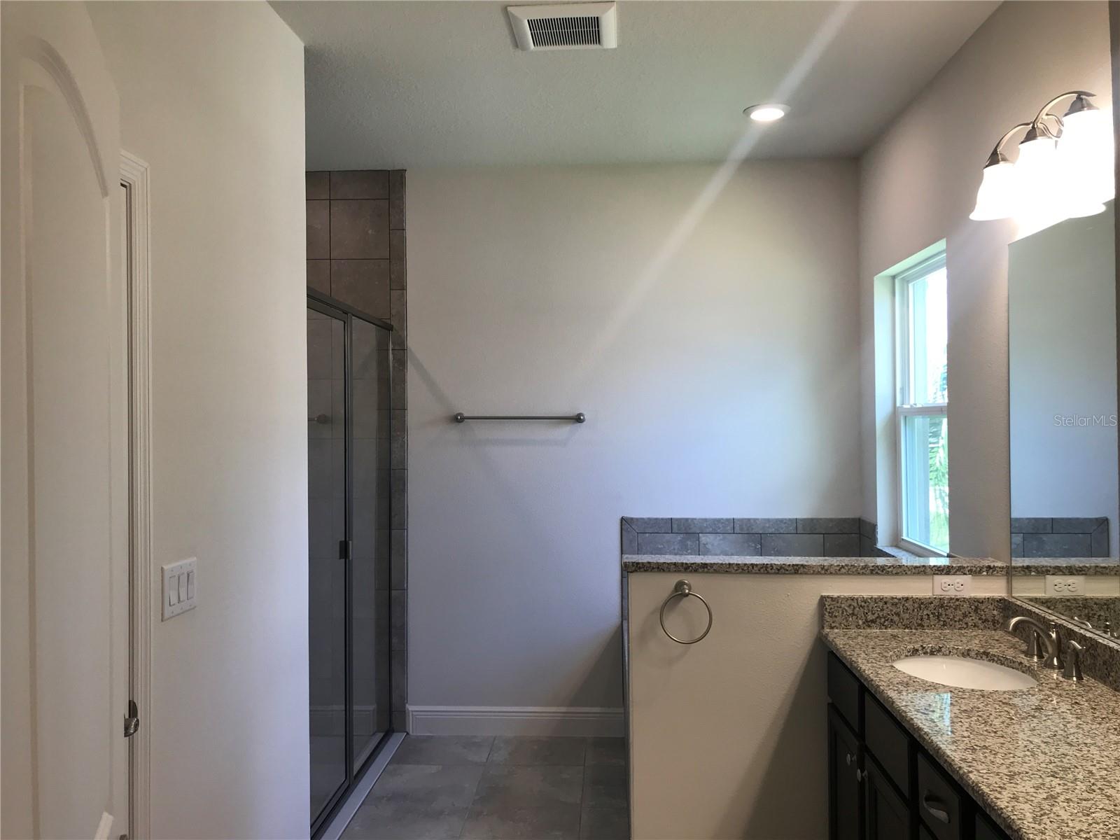 Image 28 of 33 For 3044 Haberland Boulevard