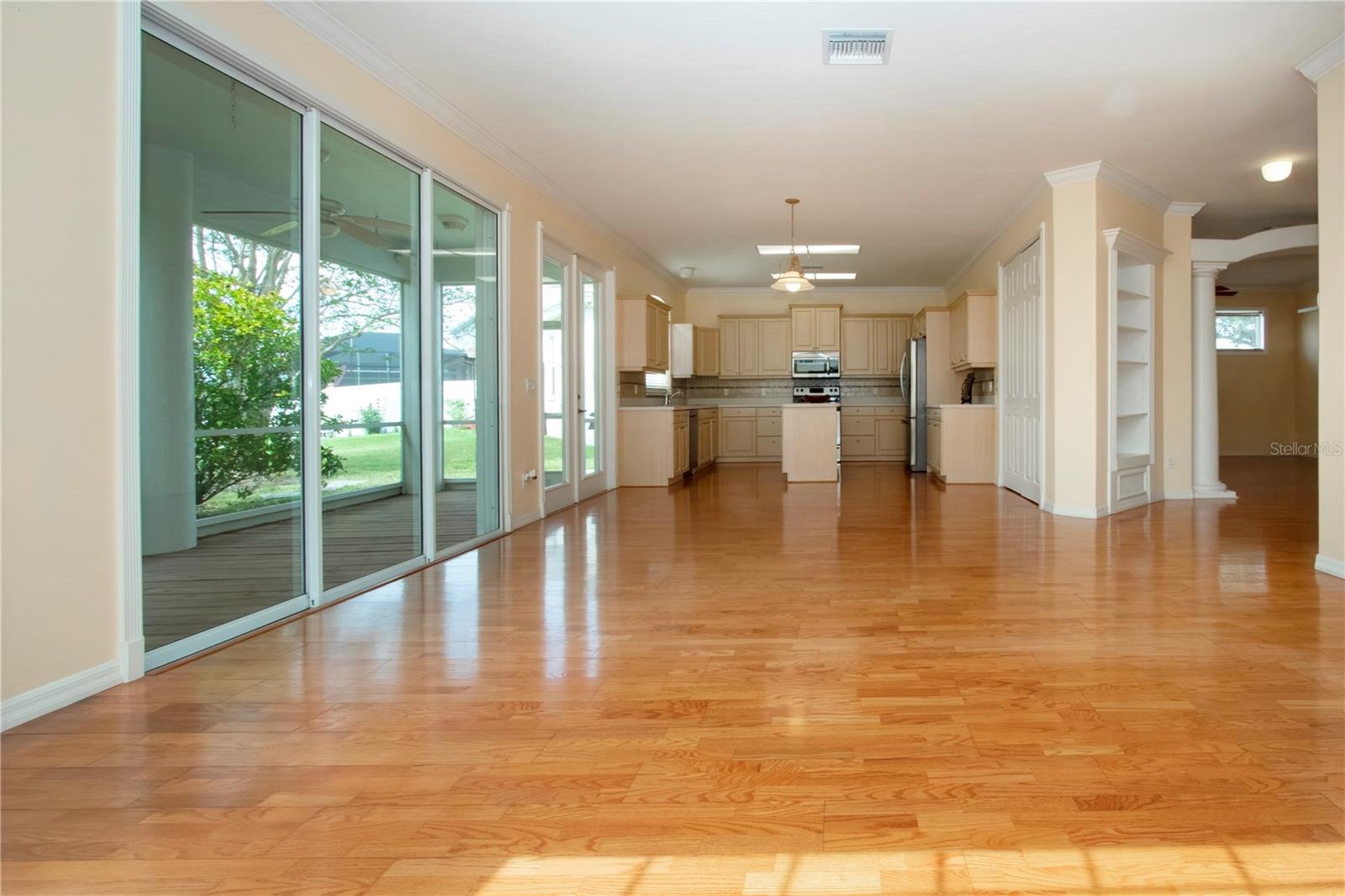 Image 20 of 96 For 6307 Laurel Creek Trail