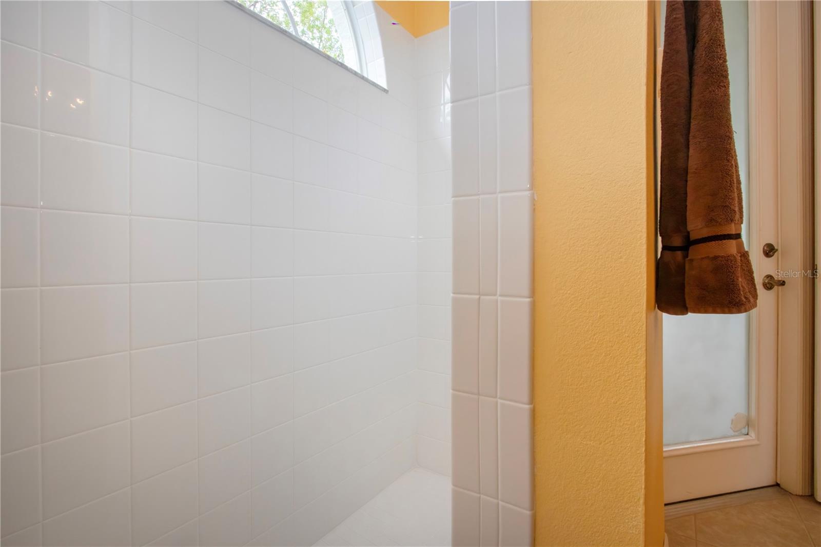 Image 22 of 96 For 6307 Laurel Creek Trail