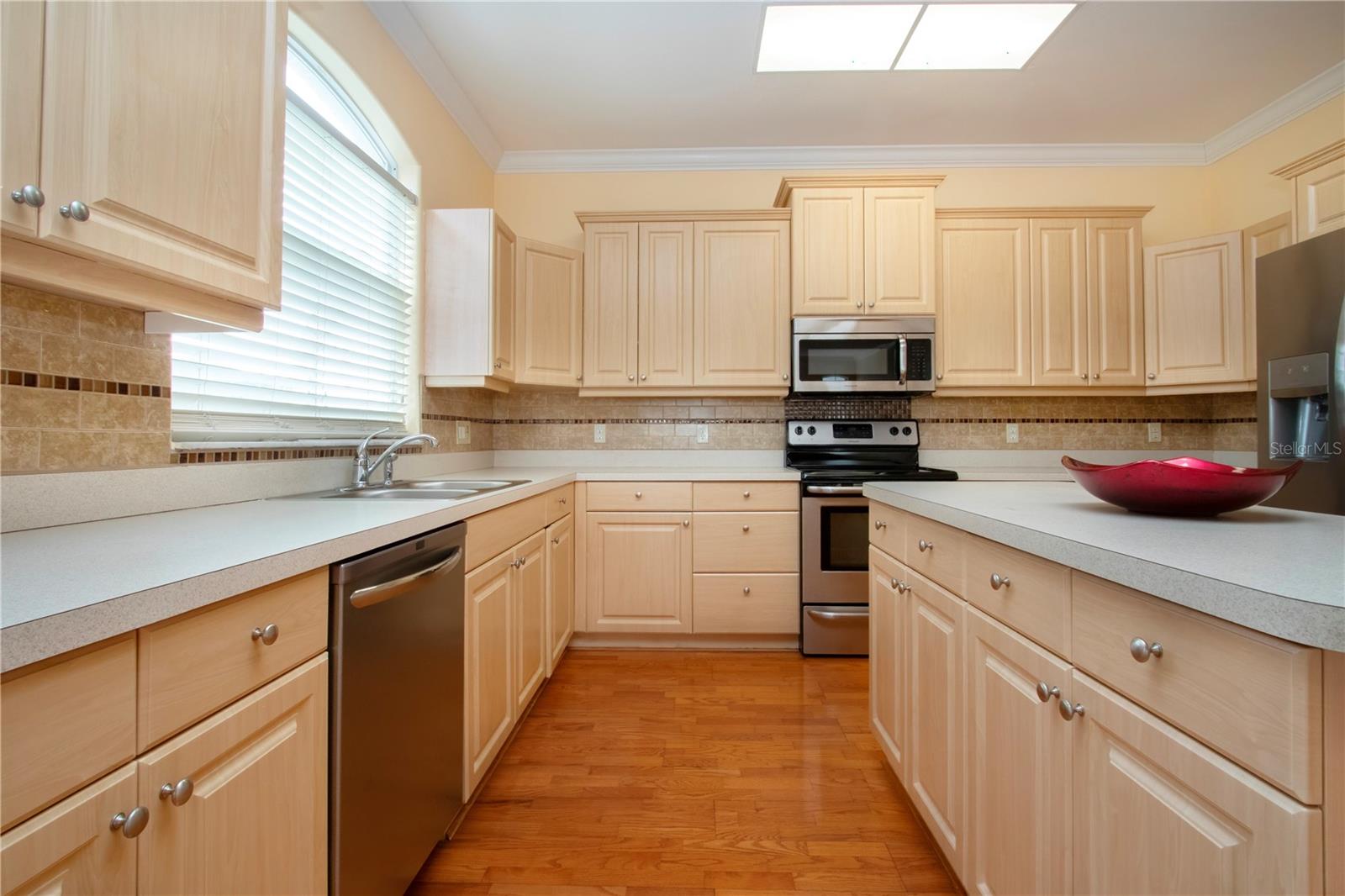 Image 29 of 96 For 6307 Laurel Creek Trail