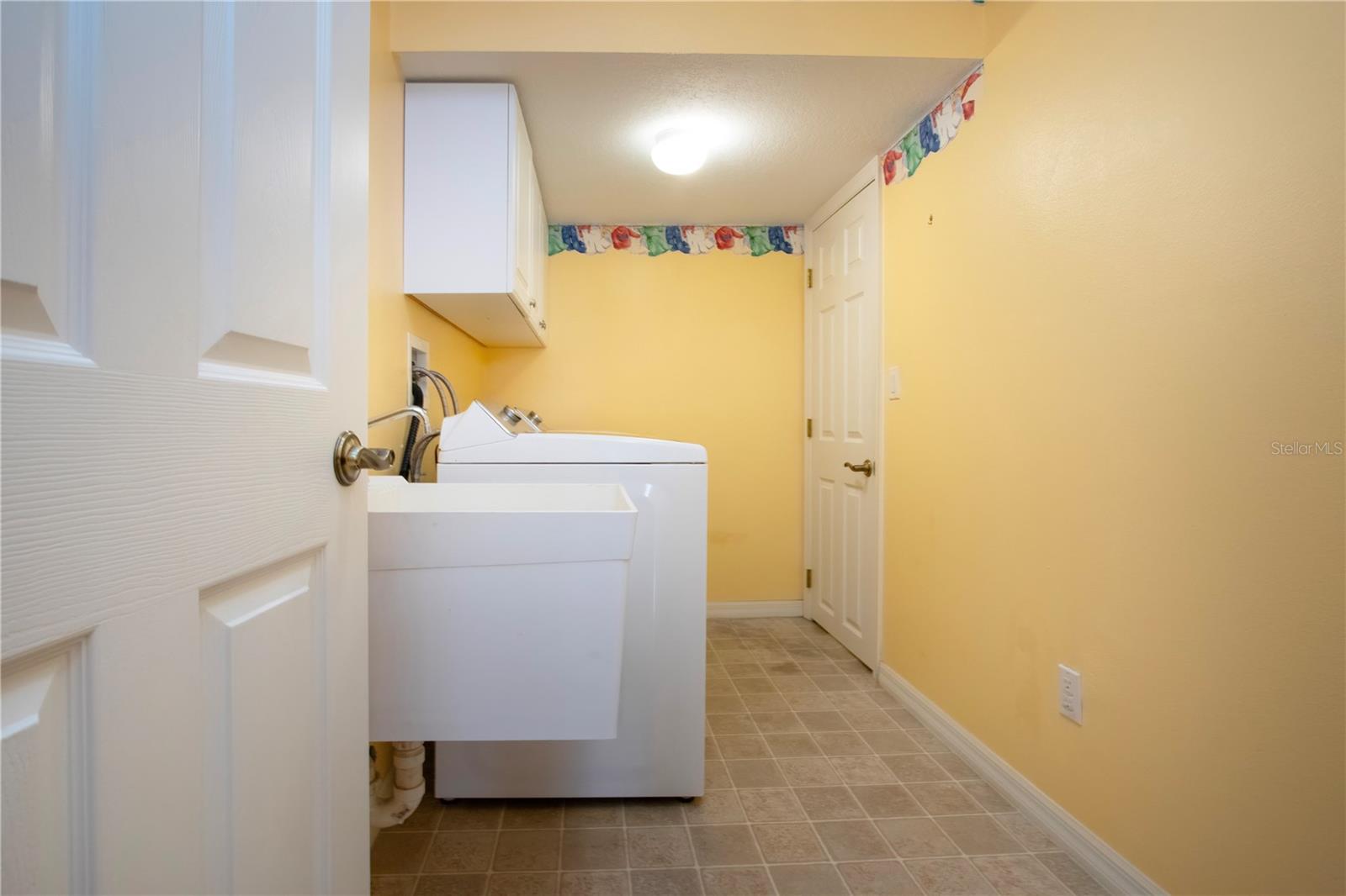 Image 43 of 96 For 6307 Laurel Creek Trail