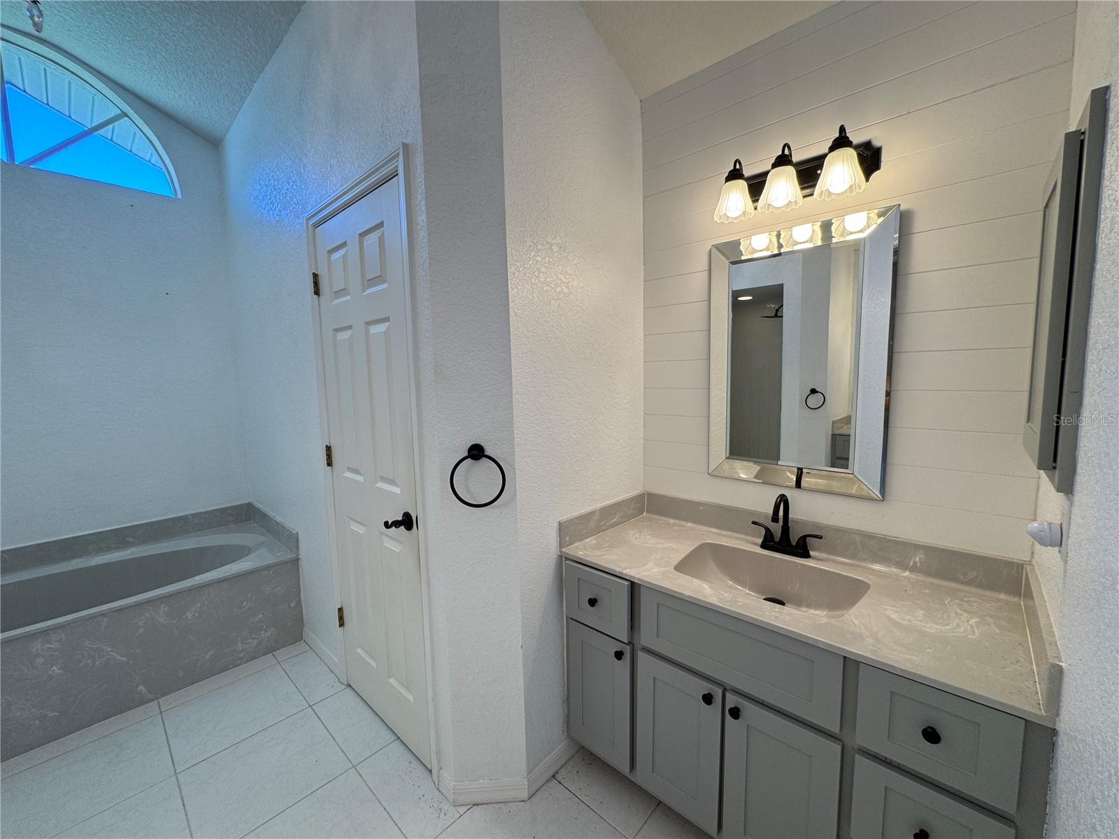 Image 19 of 31 For 4065 Alwick Lane