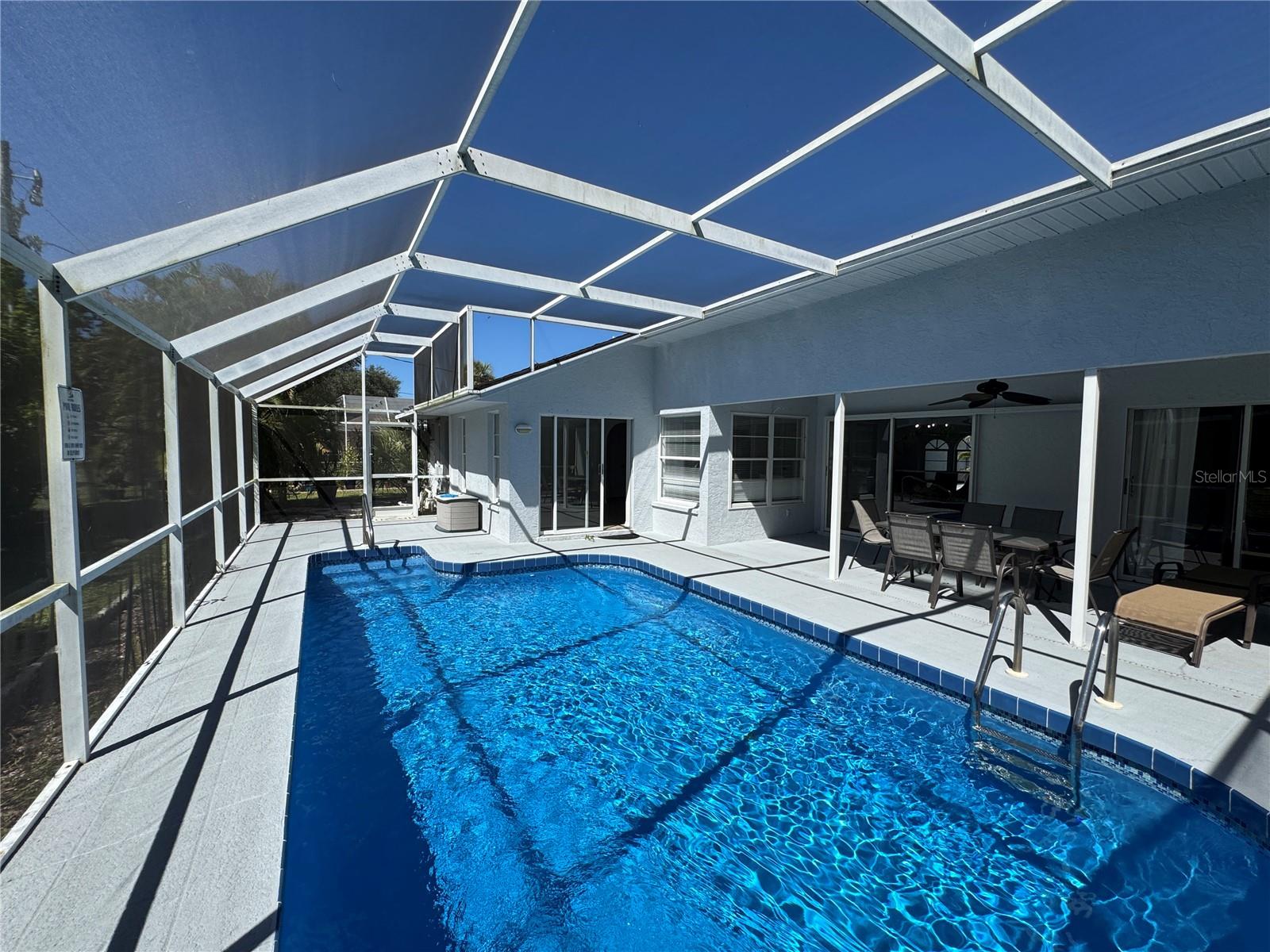 Image 2 of 31 For 4065 Alwick Lane