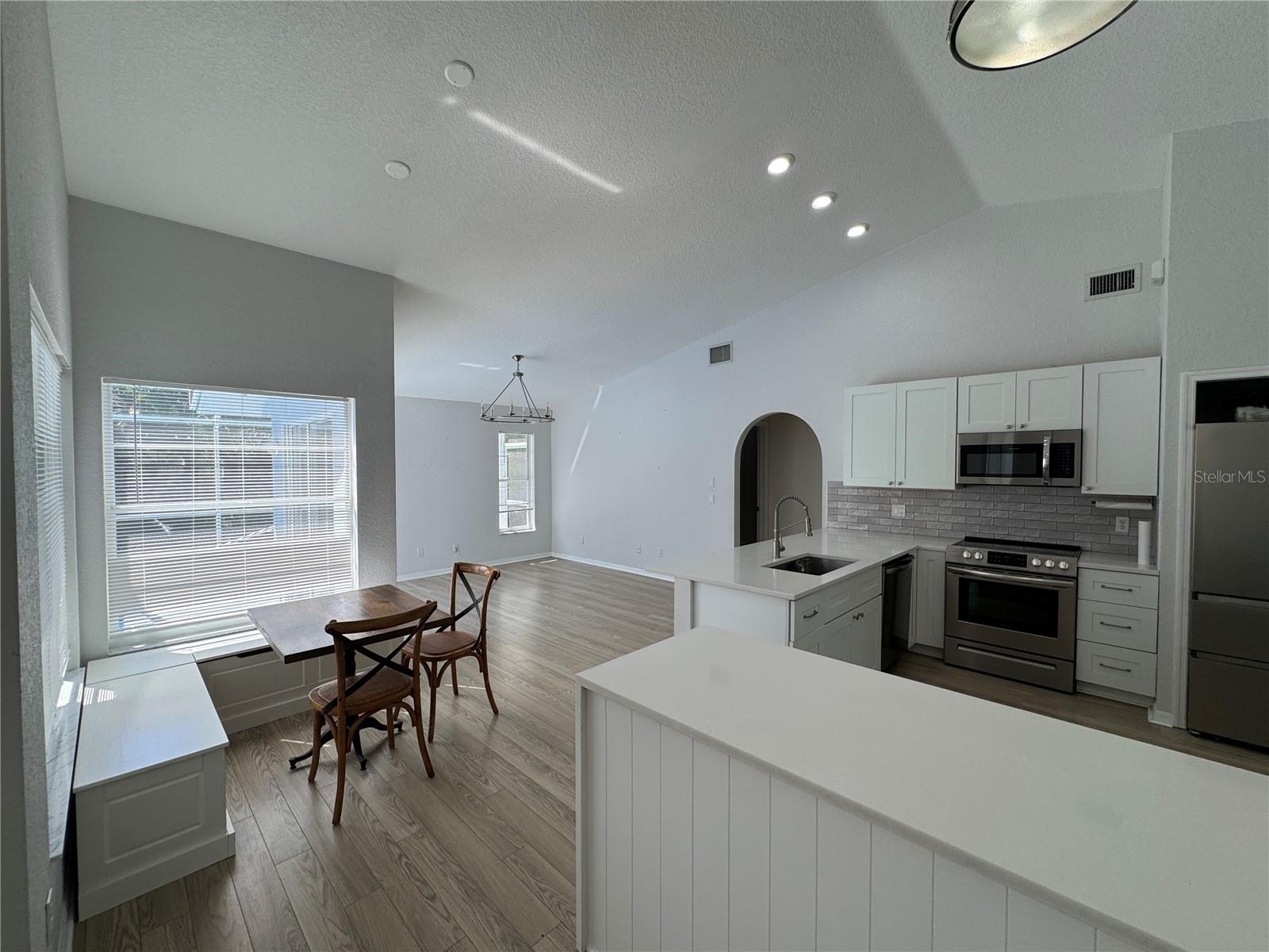 Image 5 of 31 For 4065 Alwick Lane