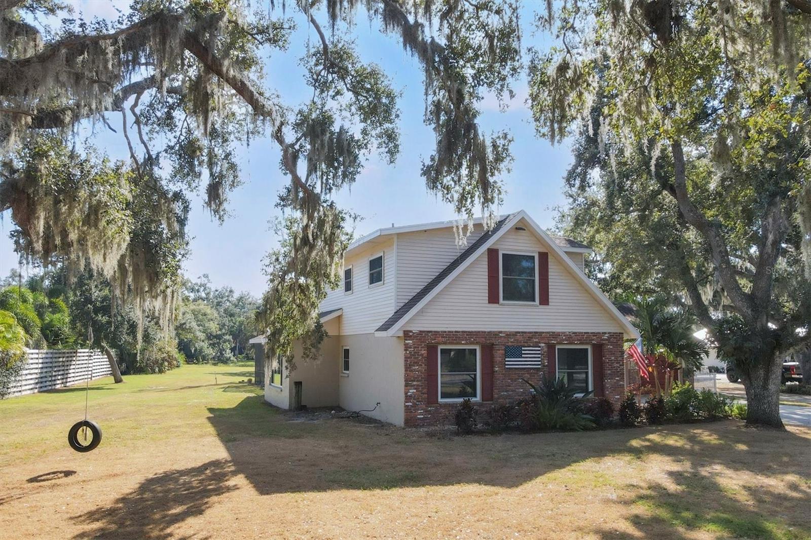 Image 2 of 34 For 2115 Shadow Oaks Road