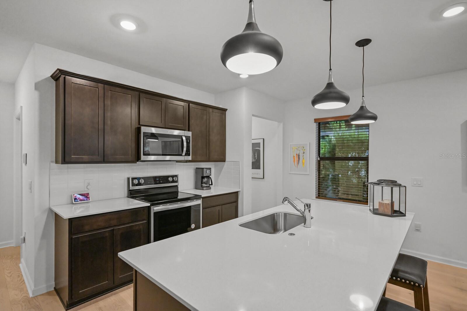 Image 23 of 75 For 6600 Silverstar Drive