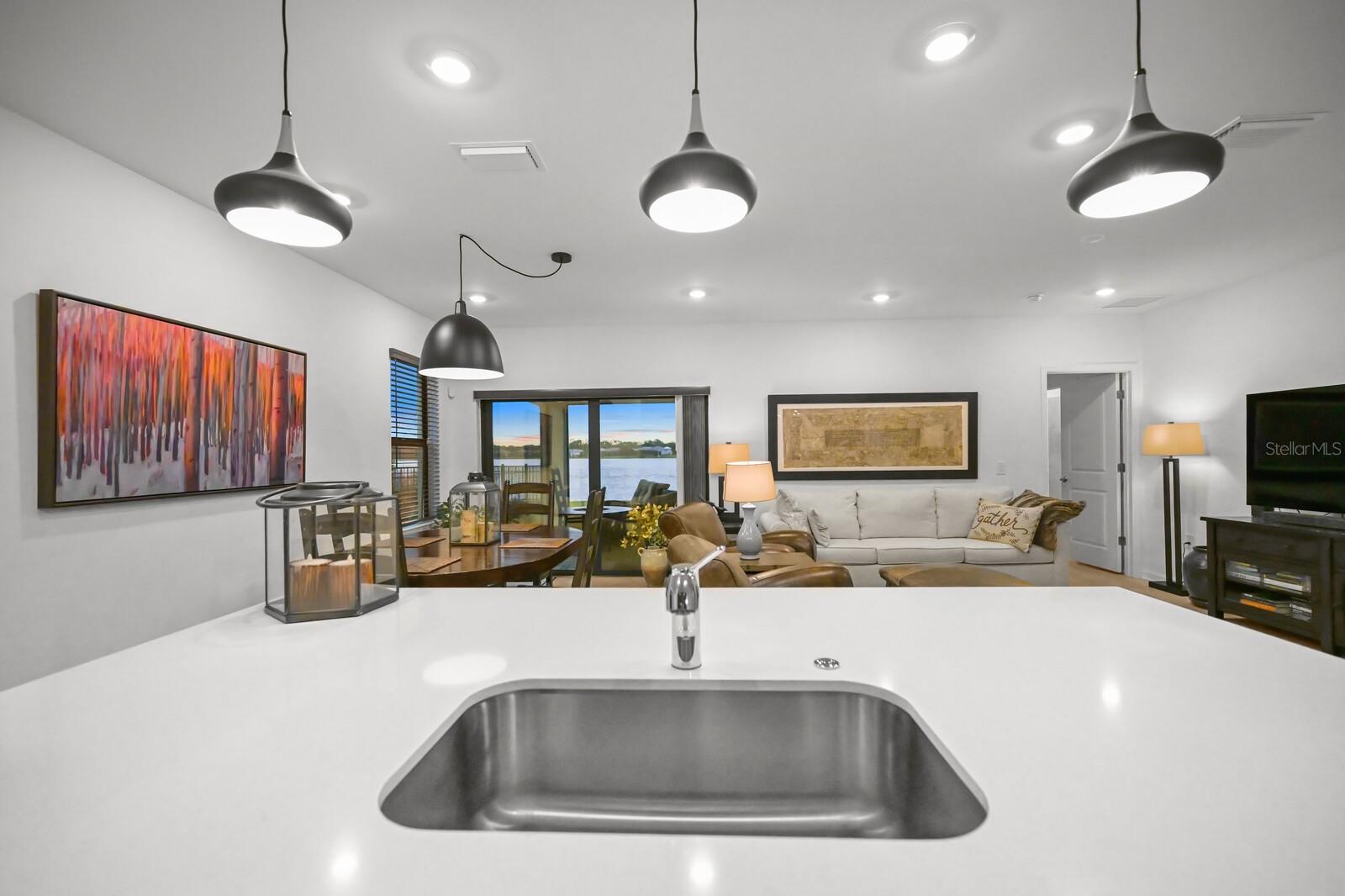 Image 25 of 75 For 6600 Silverstar Drive