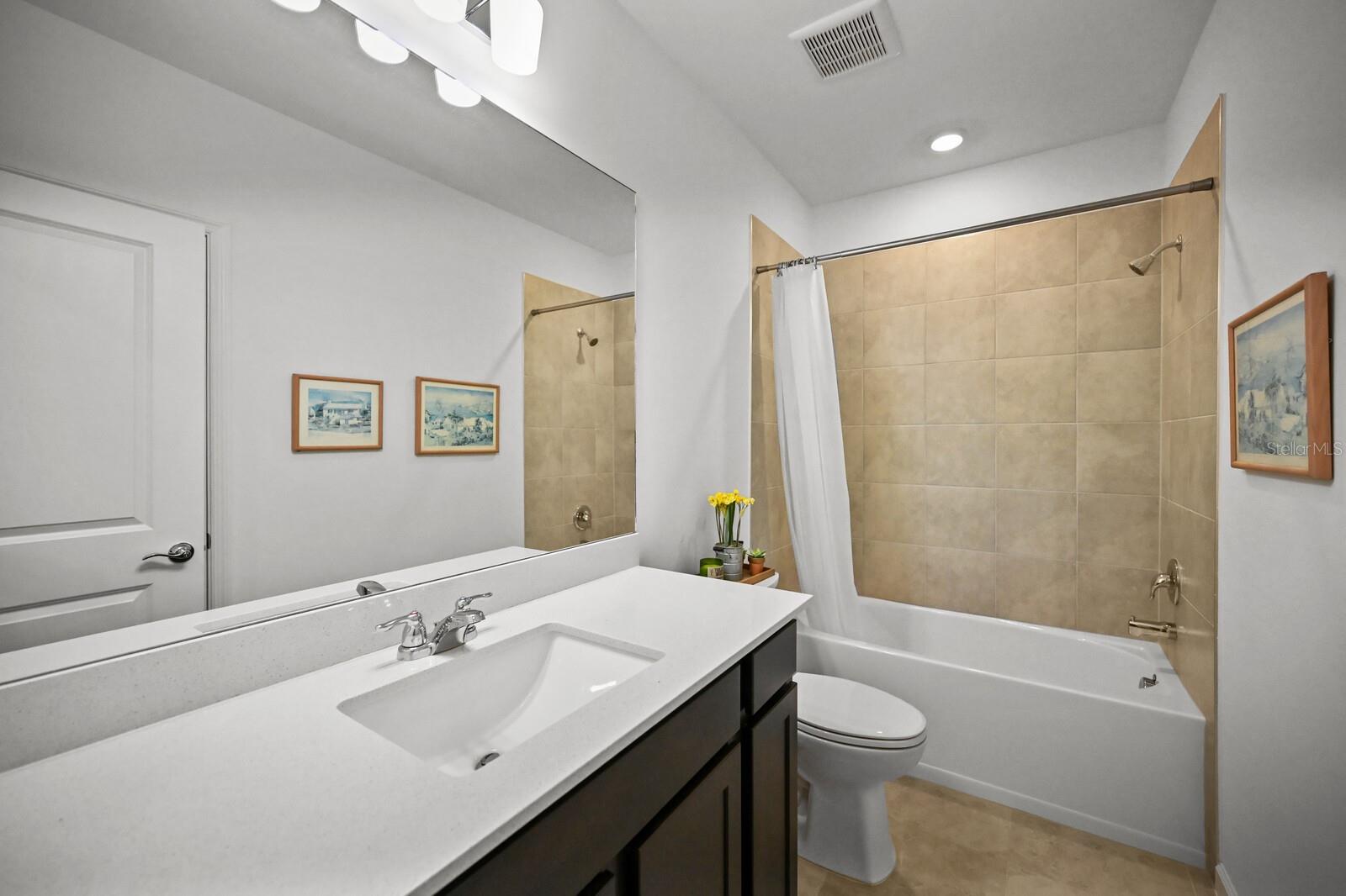 Image 28 of 75 For 6600 Silverstar Drive