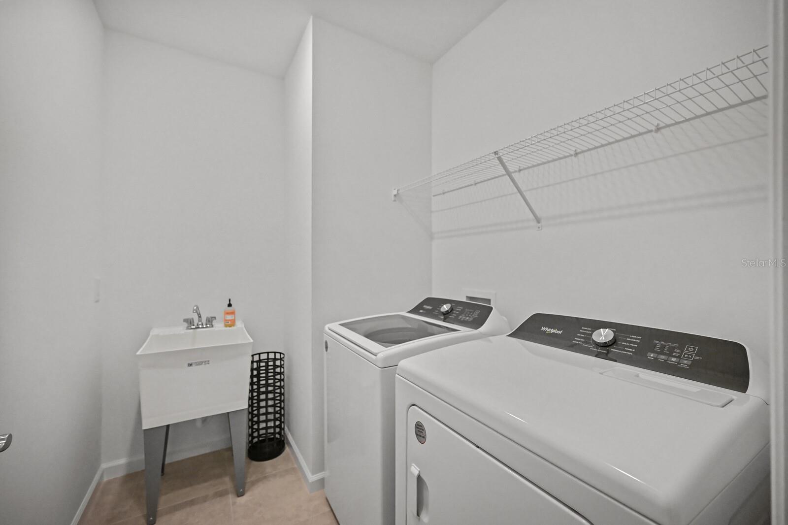 Image 40 of 75 For 6600 Silverstar Drive