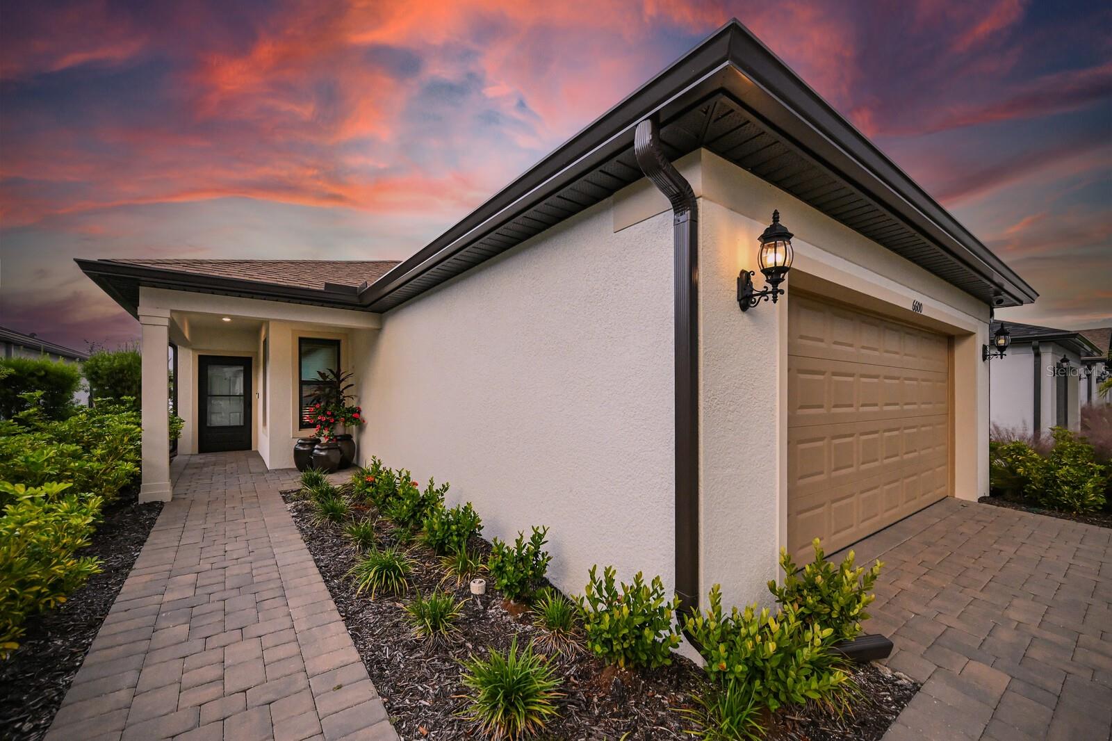 Image 6 of 75 For 6600 Silverstar Drive