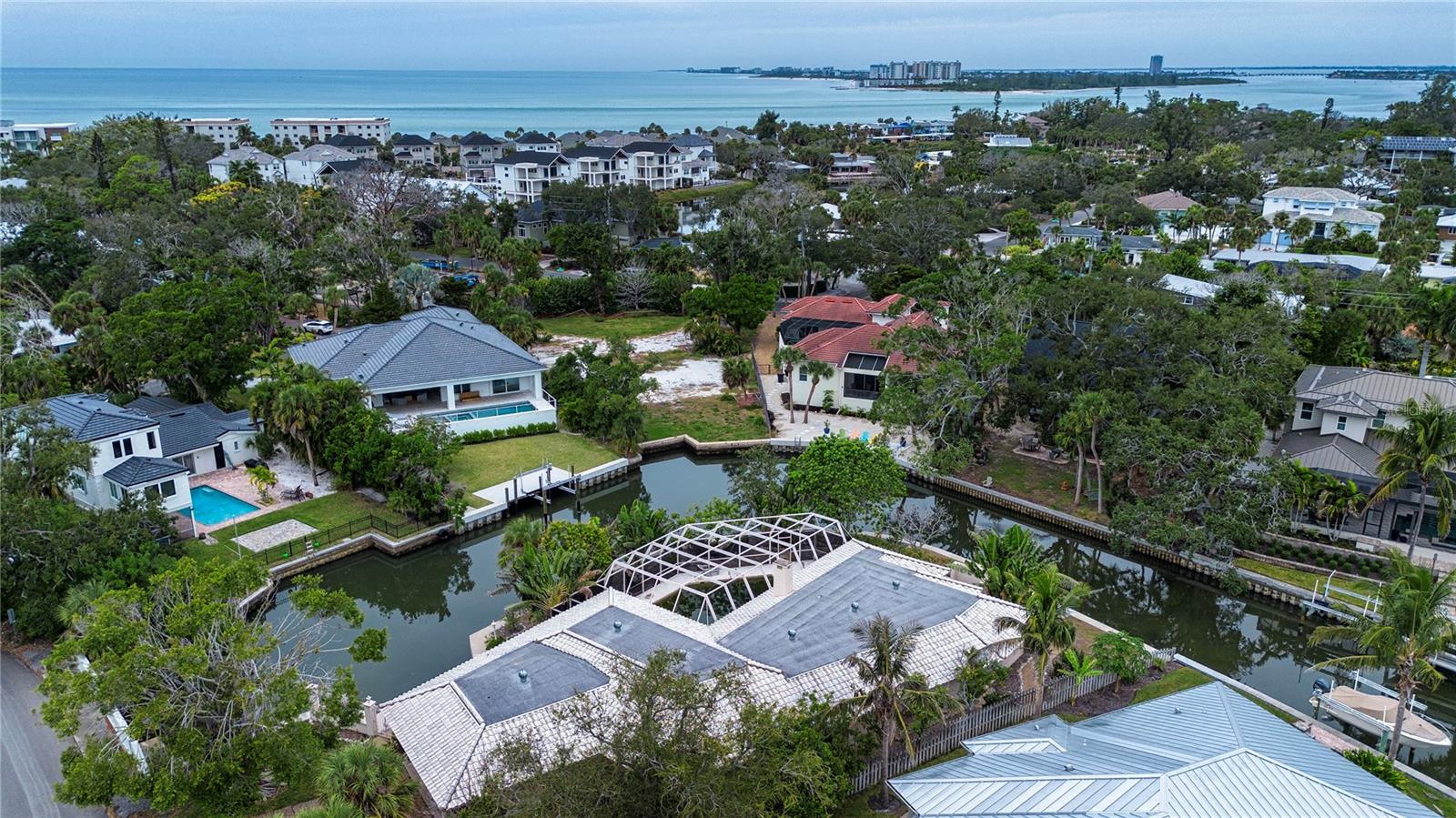 Image 16 of 21 For 4839 Primrose Path