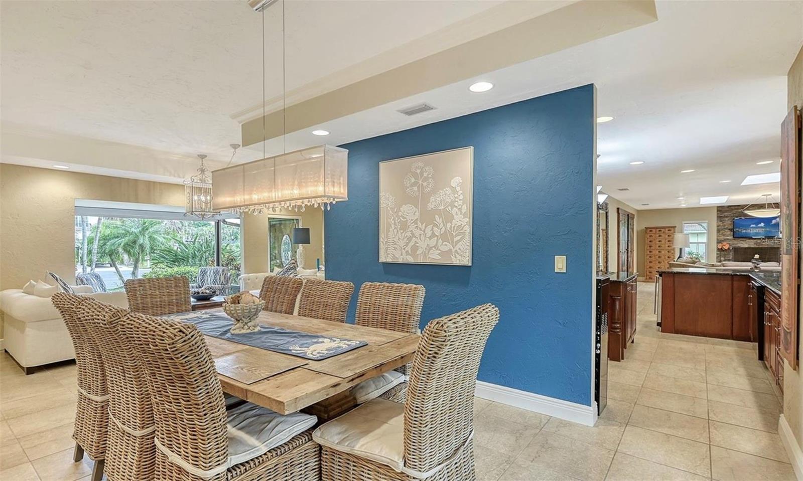 Image 11 of 28 For 940 Siesta Key Place