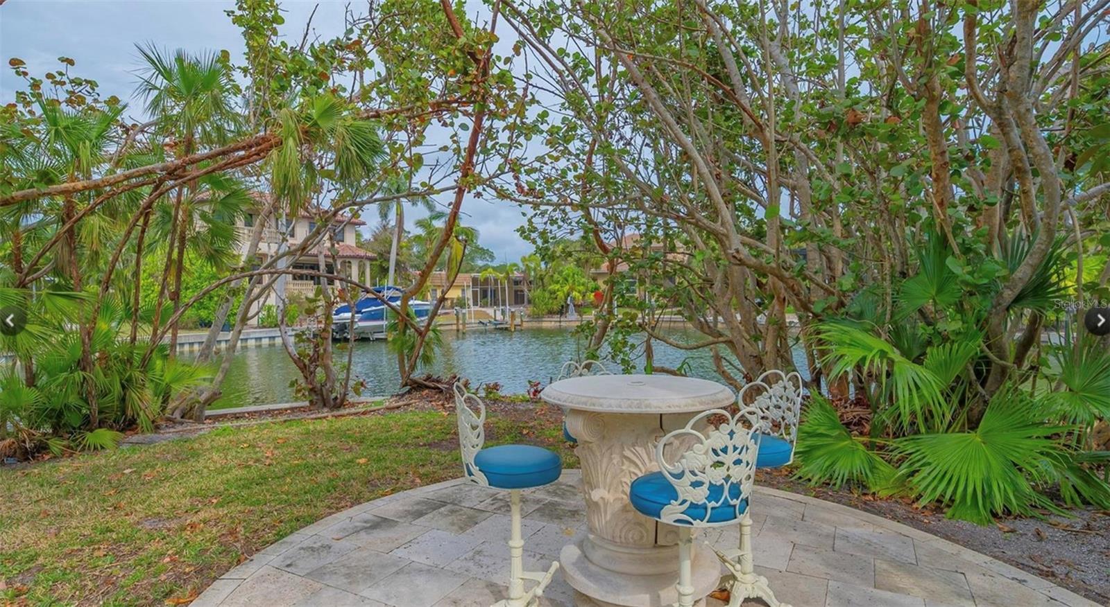 Image 22 of 28 For 940 Siesta Key Place