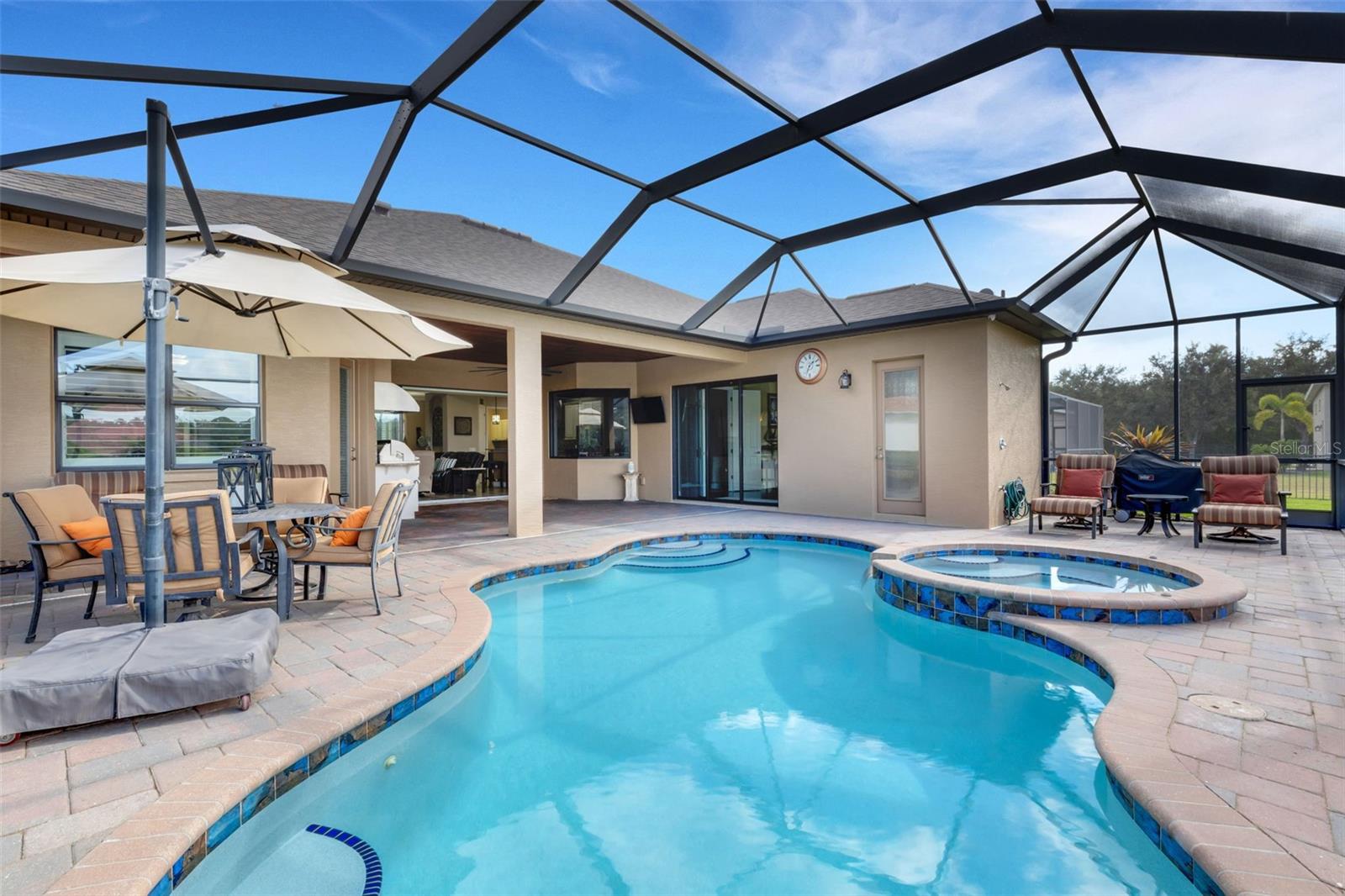 Image 20 of 100 For 16335 26th Street E