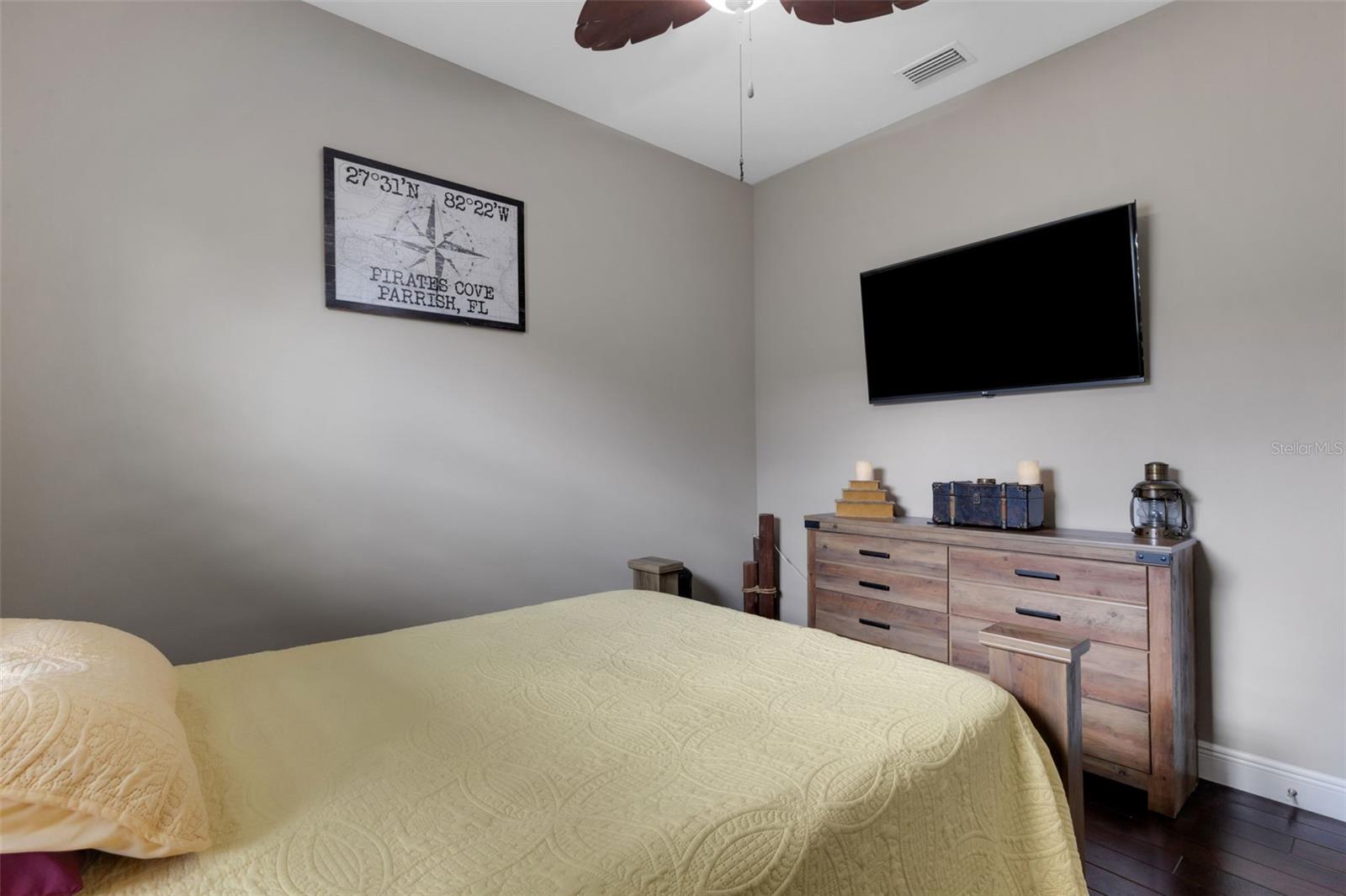 Image 46 of 100 For 16335 26th Street E