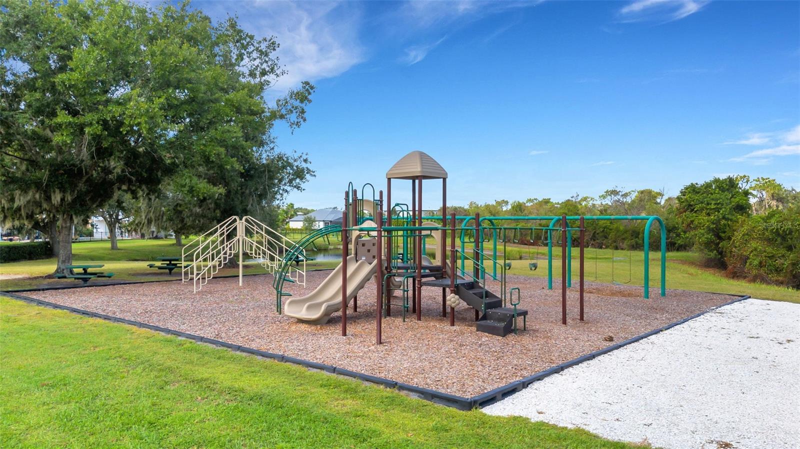 Image 86 of 100 For 16335 26th Street E