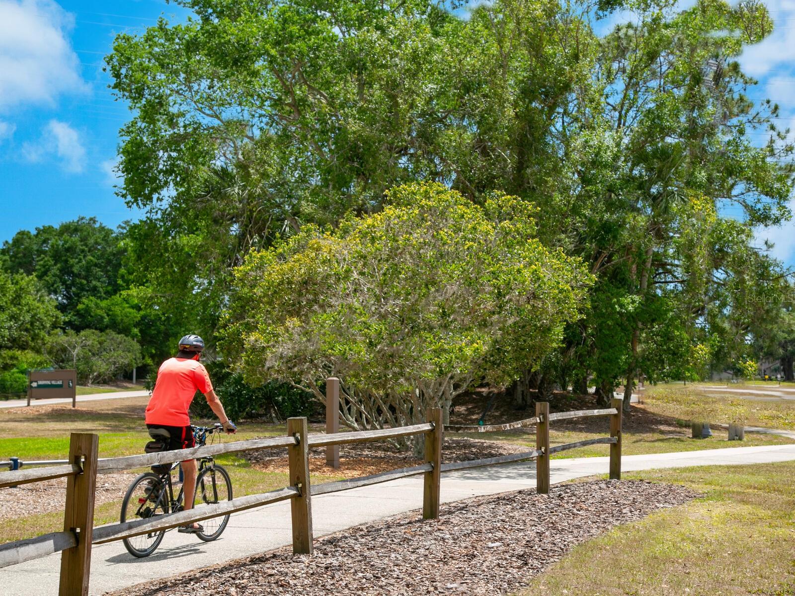 Image 48 of 49 For 2941 Sandringham Place