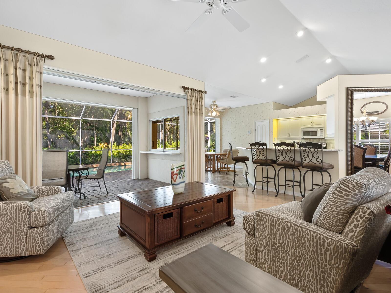 Image 6 of 49 For 2941 Sandringham Place