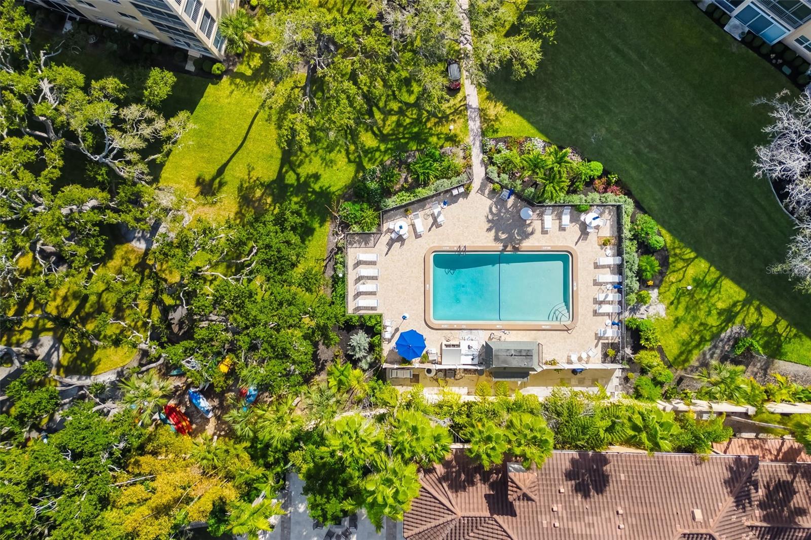 Image 57 of 85 For 8630 Midnight Pass Road 108a