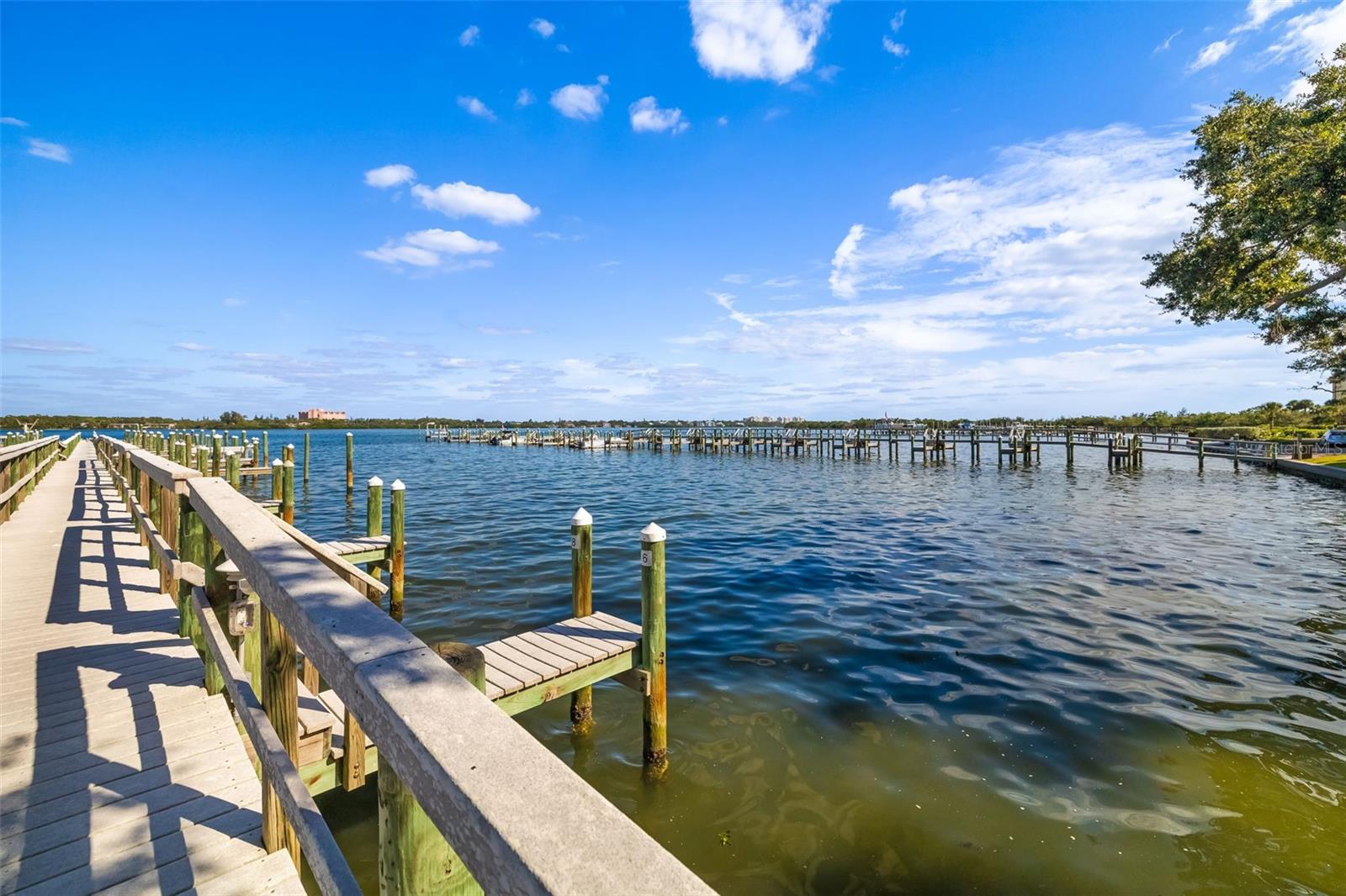 Image 63 of 85 For 8630 Midnight Pass Road 108a