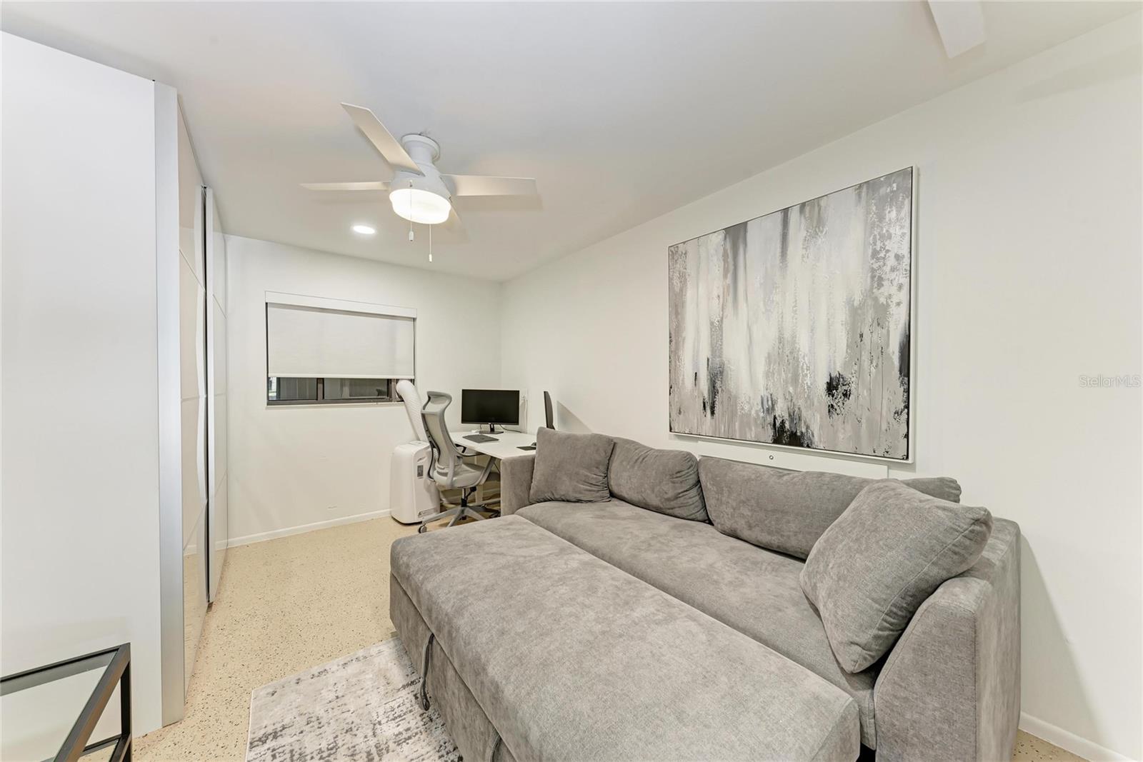 Image 25 of 35 For 6416 Wood Owl Circle