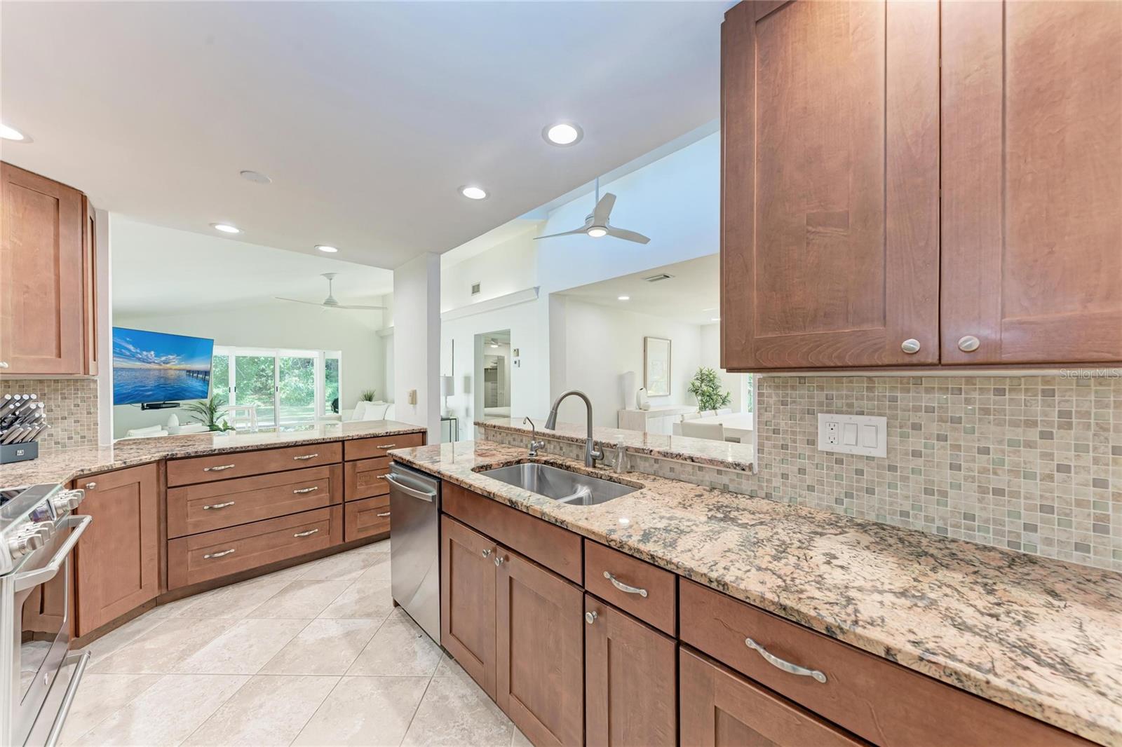 Image 6 of 35 For 6416 Wood Owl Circle