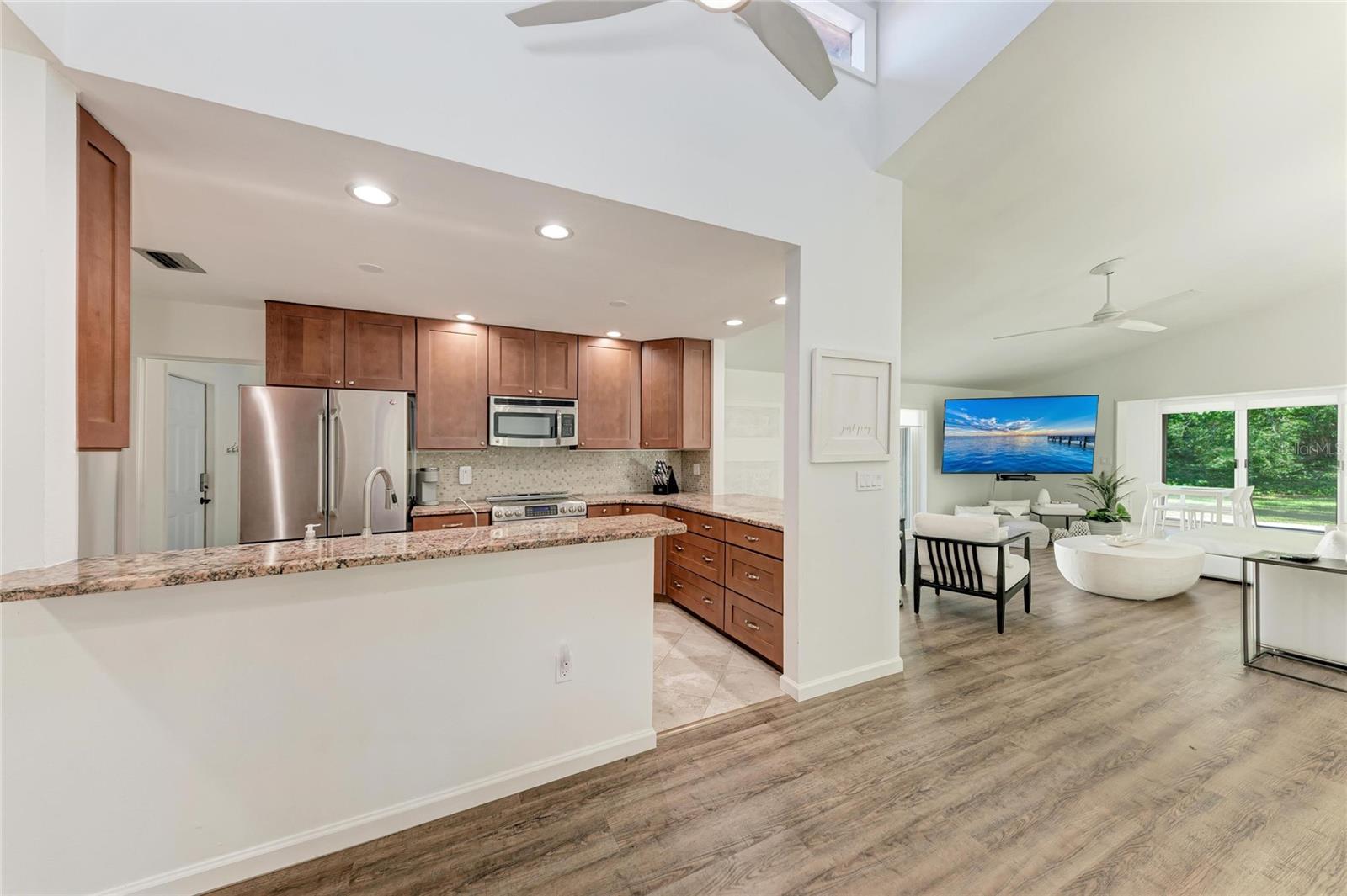 Image 7 of 35 For 6416 Wood Owl Circle