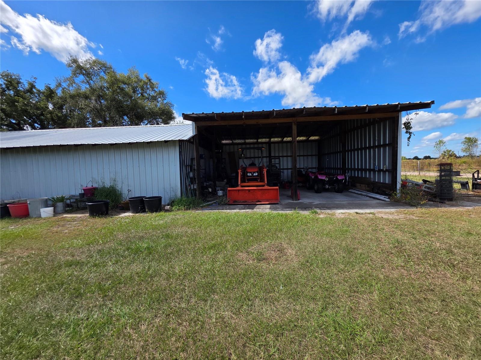 Image 22 of 28 For 2011 County Line Road E