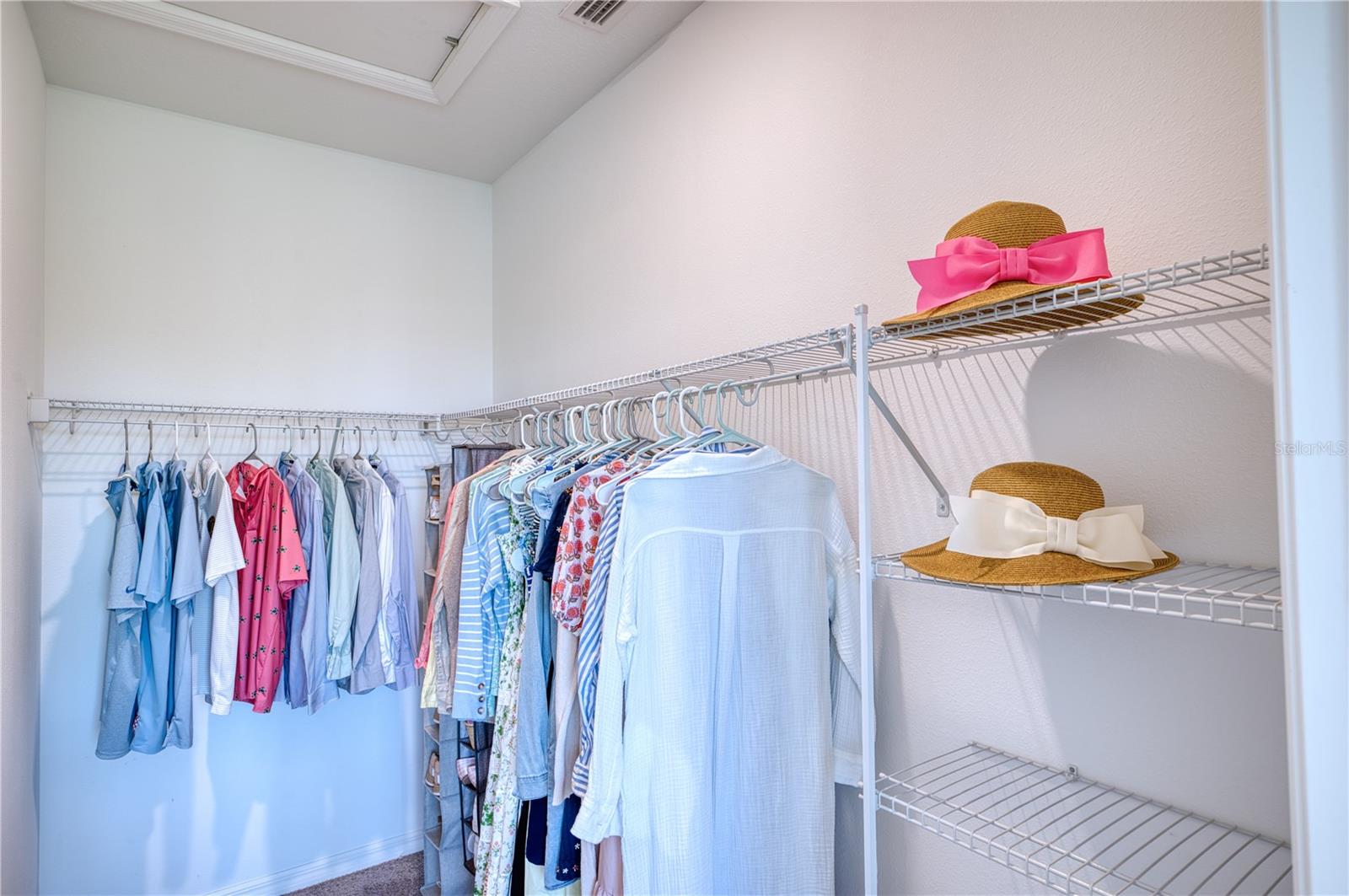 Listing photo id 14 for 9000 Tequila Sunrise Drive