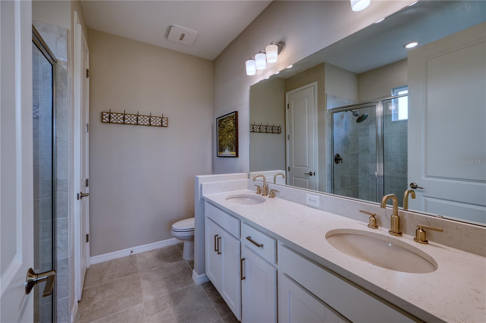 Listing photo id 15 for 9000 Tequila Sunrise Drive