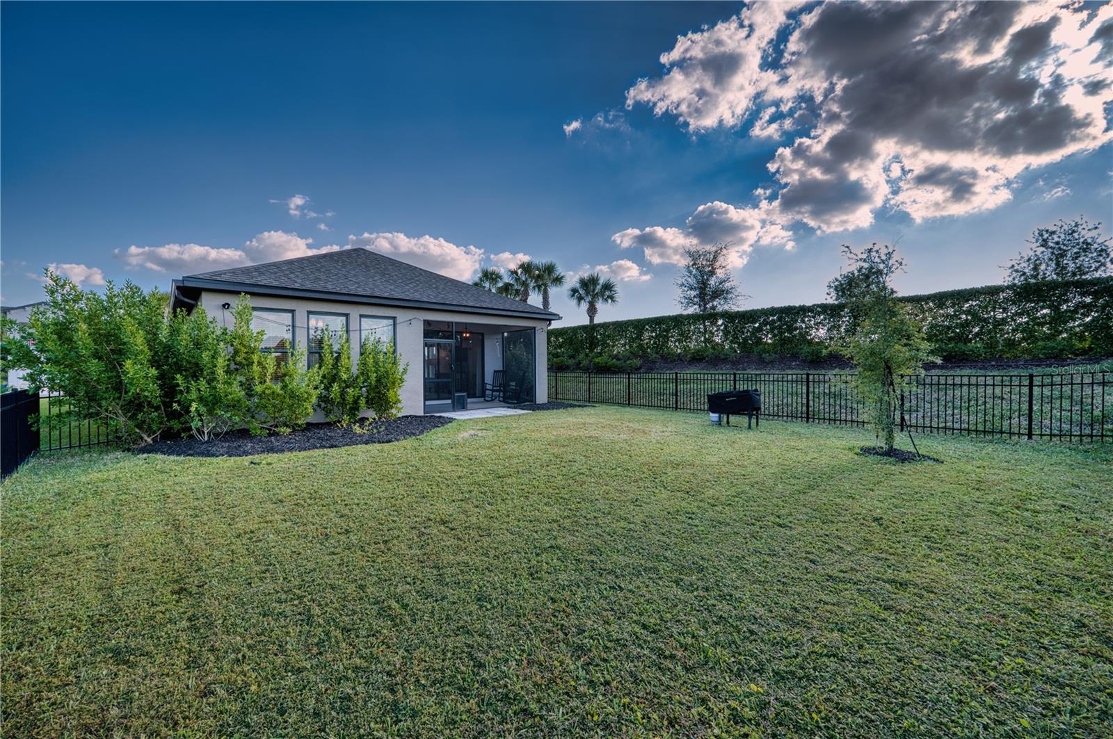 Listing photo id 32 for 9000 Tequila Sunrise Drive