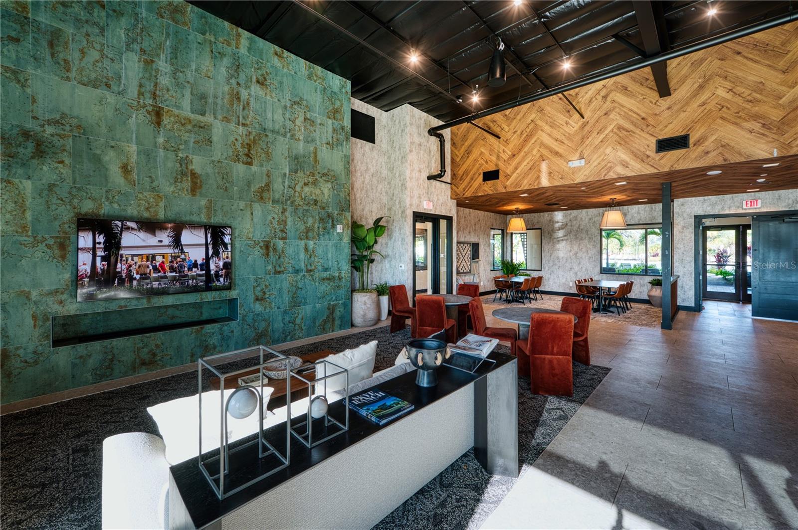 Listing photo id 45 for 9000 Tequila Sunrise Drive