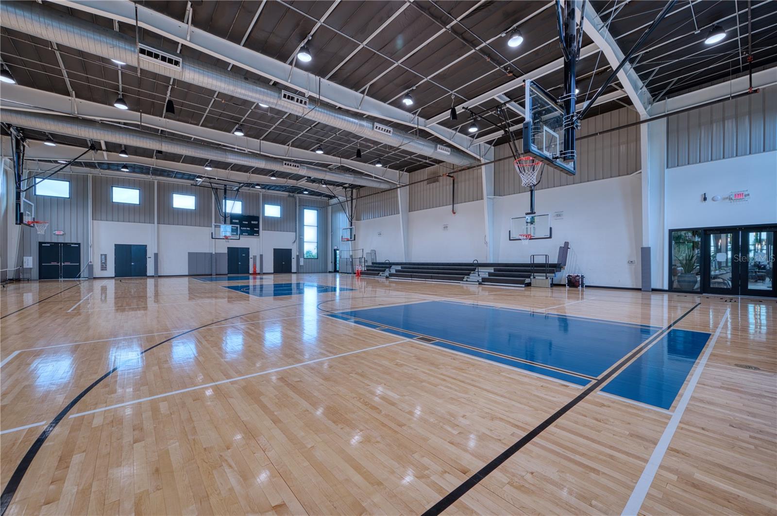 Listing photo id 48 for 9000 Tequila Sunrise Drive