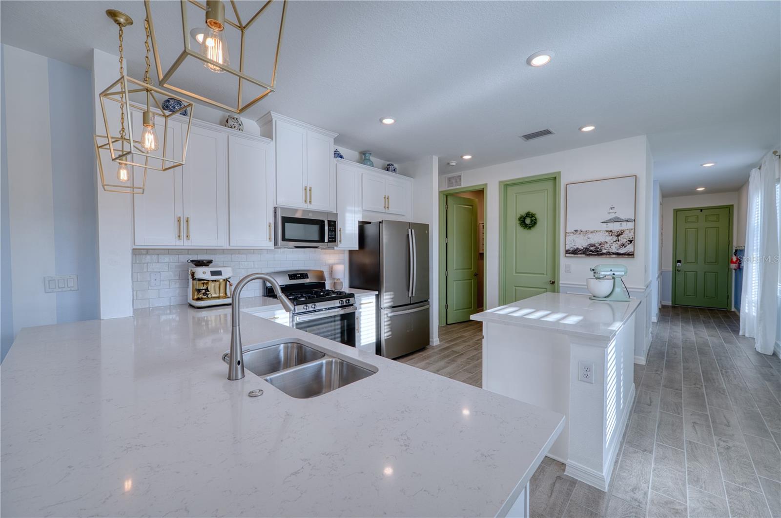 Listing photo id 4 for 9000 Tequila Sunrise Drive