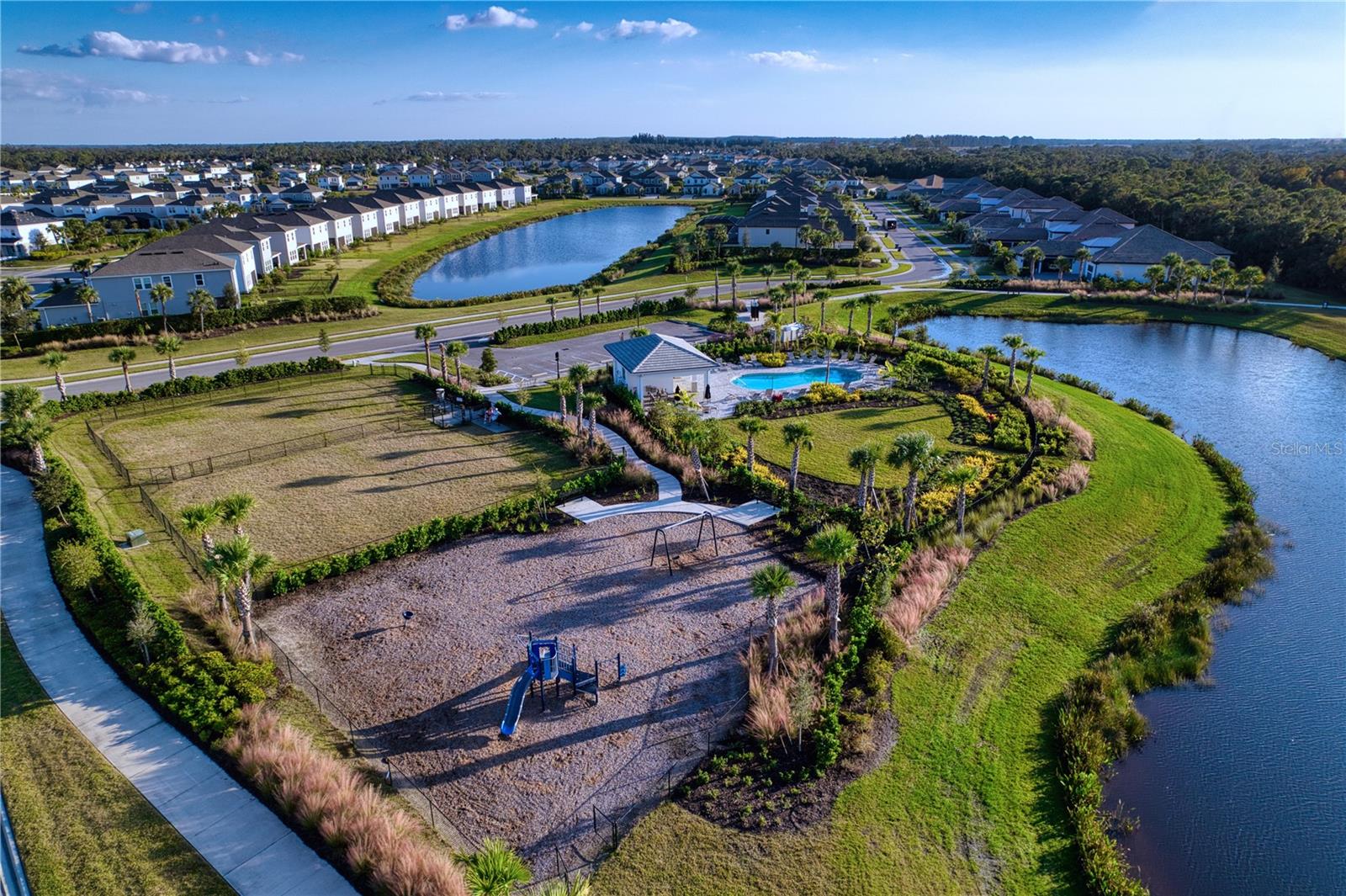 Listing photo id 60 for 9000 Tequila Sunrise Drive