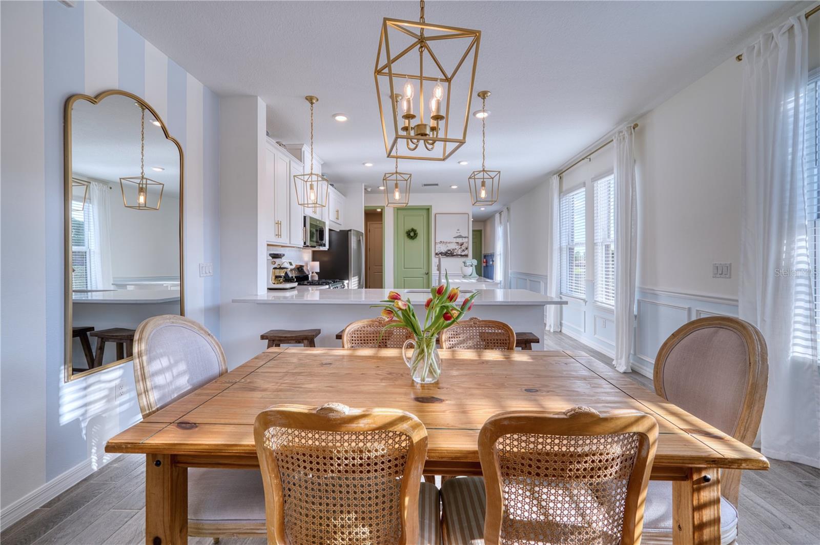 Listing photo id 7 for 9000 Tequila Sunrise Drive