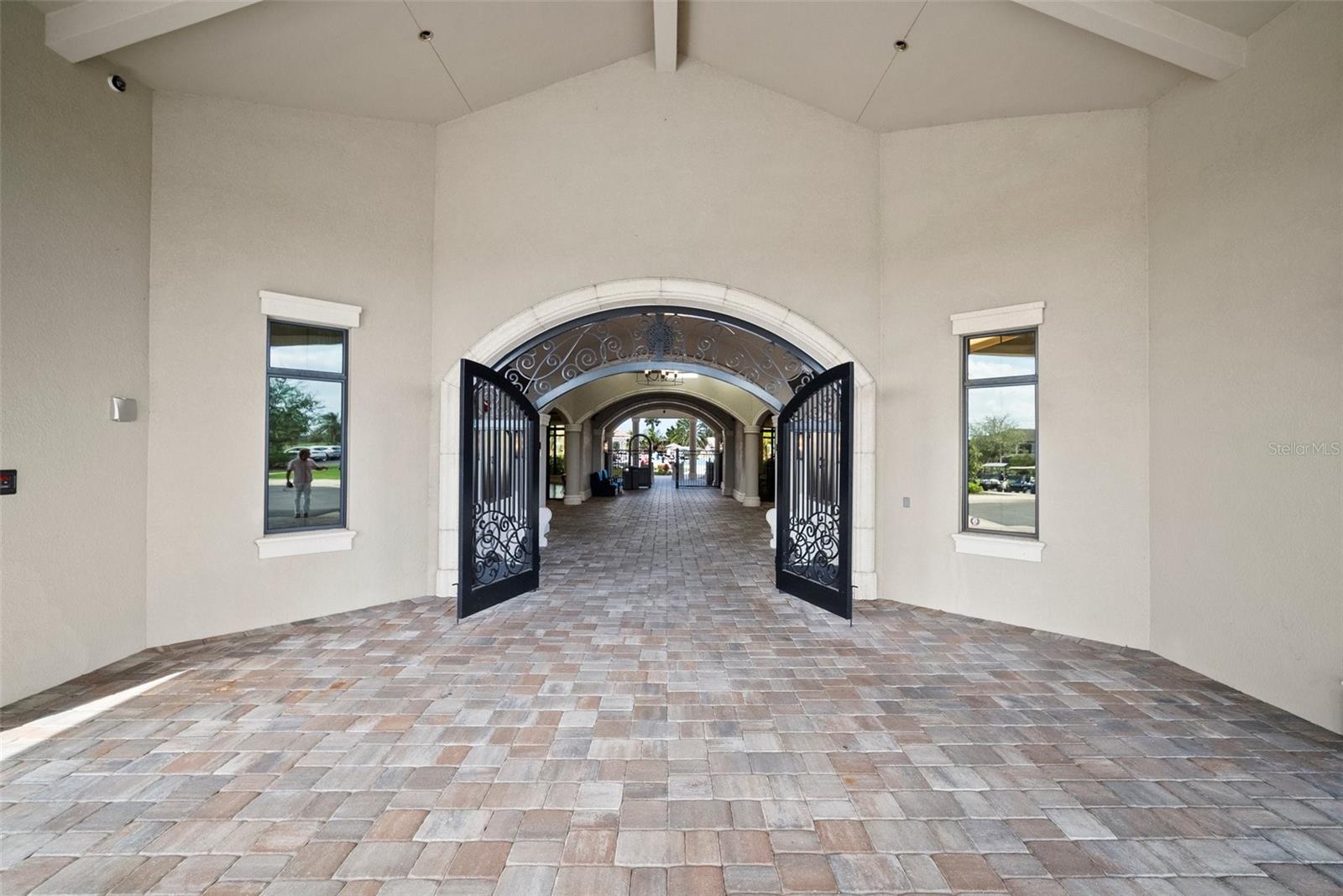 Image 51 of 67 For 5717 Cheech Glen