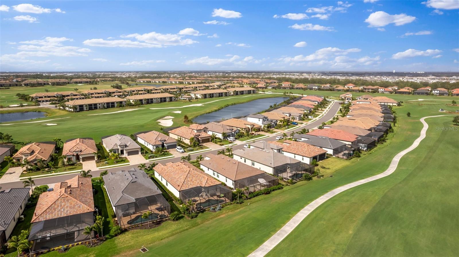 Image 58 of 67 For 5717 Cheech Glen