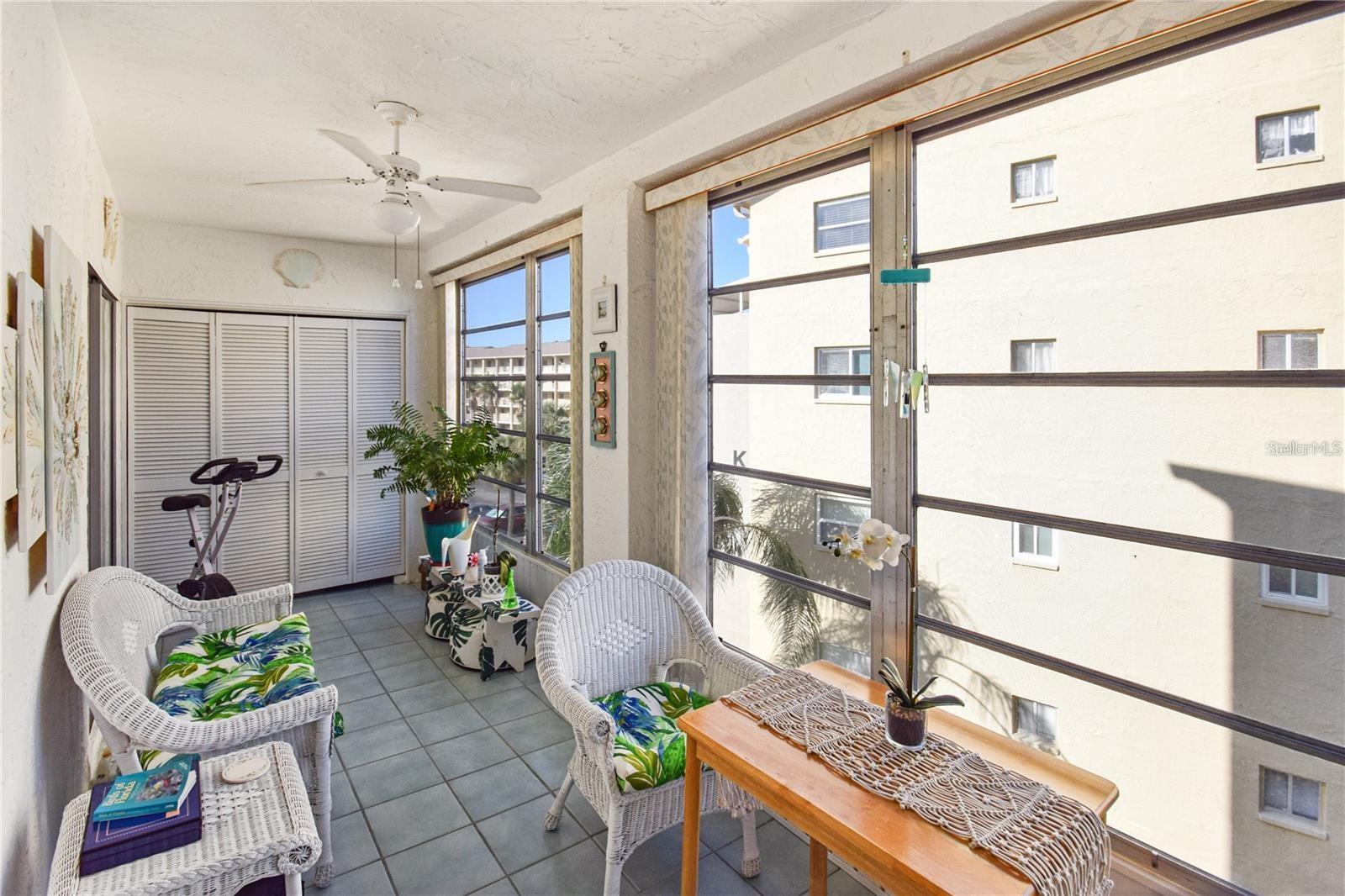 Image 18 of 43 For 3617 Lake Bayshore Drive J-401