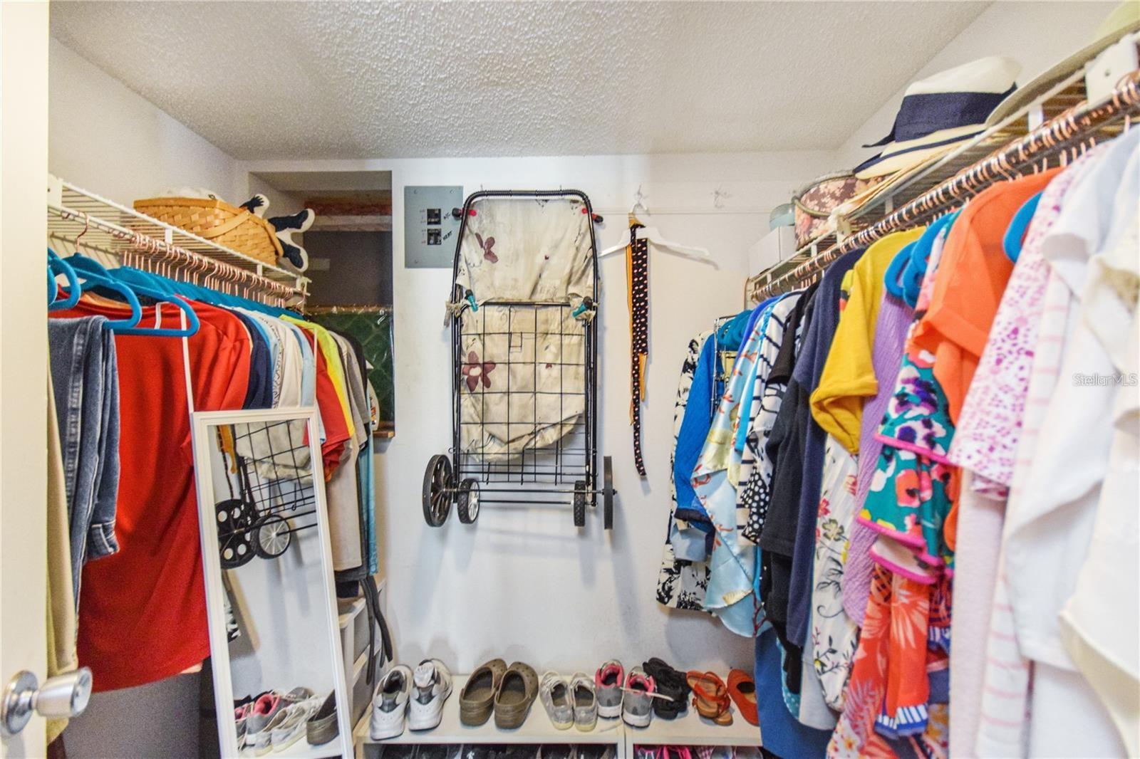 Image 27 of 43 For 3617 Lake Bayshore Drive J-401