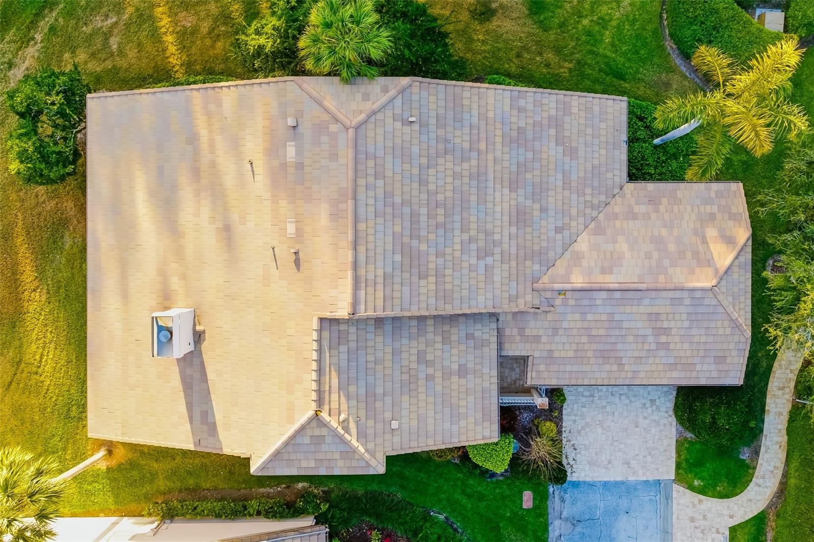 Image 47 of 61 For 4442 Highland Park 8