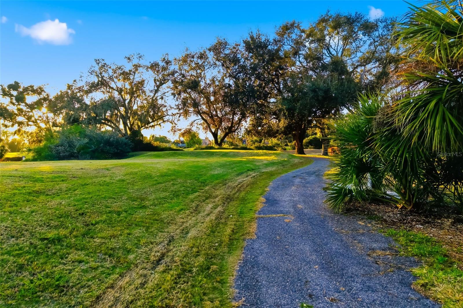 Image 59 of 61 For 4442 Highland Park 8