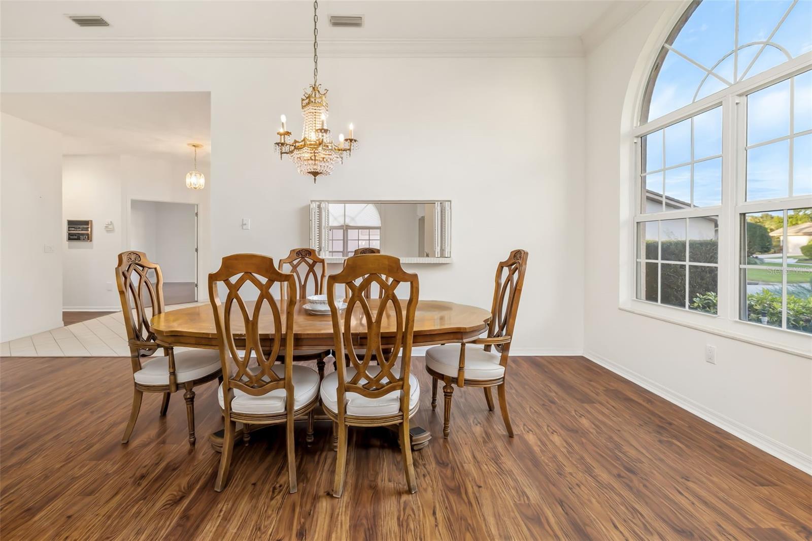 Image 6 of 61 For 4442 Highland Park 8