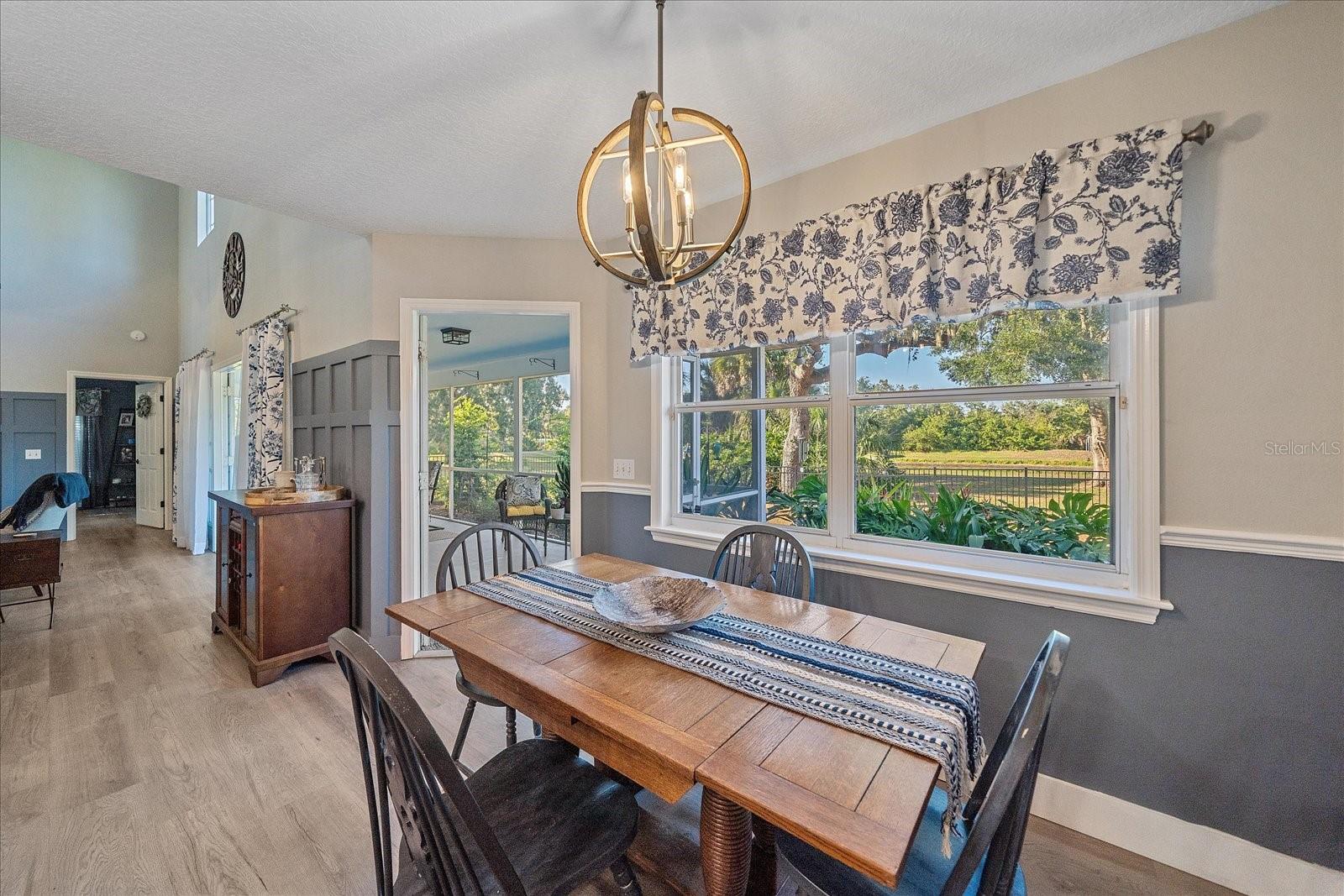 Image 14 of 52 For 13503 5th Avenue Ne