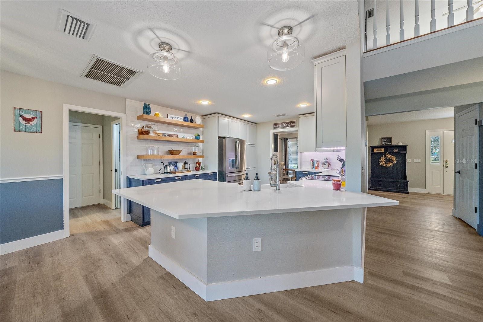 Image 15 of 52 For 13503 5th Avenue Ne